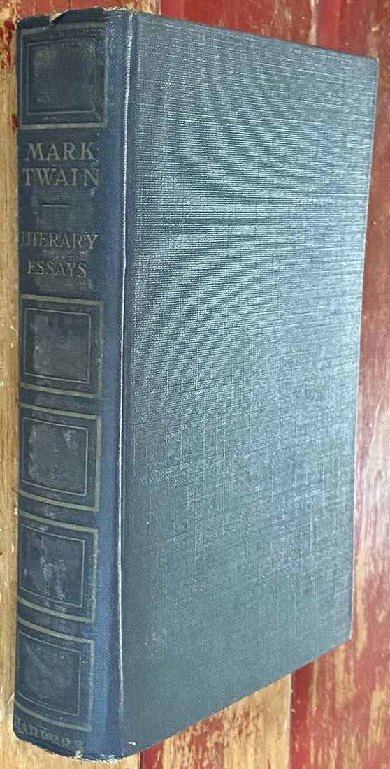Mark Twain Literary Essays Author's National Edition Vol XXII, HC 1899 Illustrat: Hardcover book by Mark Twain titled “Literary Essays”. Author's National Edition Vol XXII, 1899 Illustrated. It was published by Harper & Brothers in the United States as part of Mark Twai