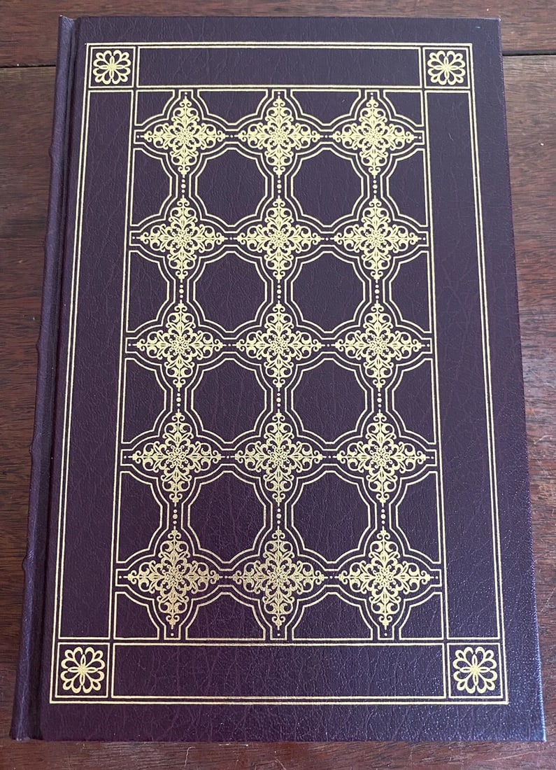 Vanity Fair William Makepeace Thackeray Franklin Library Leather Bound 1981 Fine: This is a rare and precious edition of Vanity Fair by William Makepeace Thackeray, published by Franklin Library in 1981. This leather bound hardcover book is adorned with exquisite illustrations by t