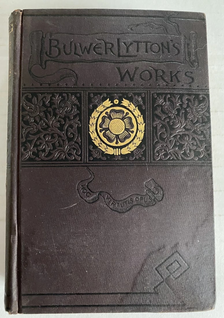 Sir Edward Bulwer Lytton LAST Of THE BARONS & 1848 1st Edition HC BelfordClarke: Sir Edward Bulwer Lytton. Last of the Barons and Pausanias. 1st Edition 1848. Belford, Clarke & Co. Hardcover, brown boards, decorated endpapers. Beautiful cover with gilt design and embossed decorati