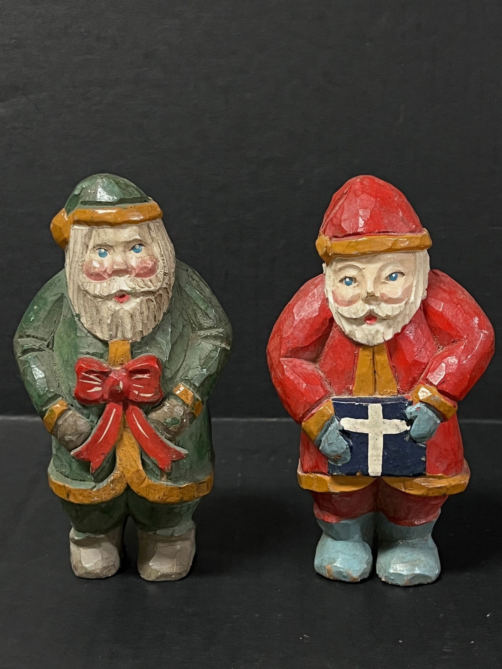 Carved Wood Painted Santa Claus Statue 2 Pcs. - 5