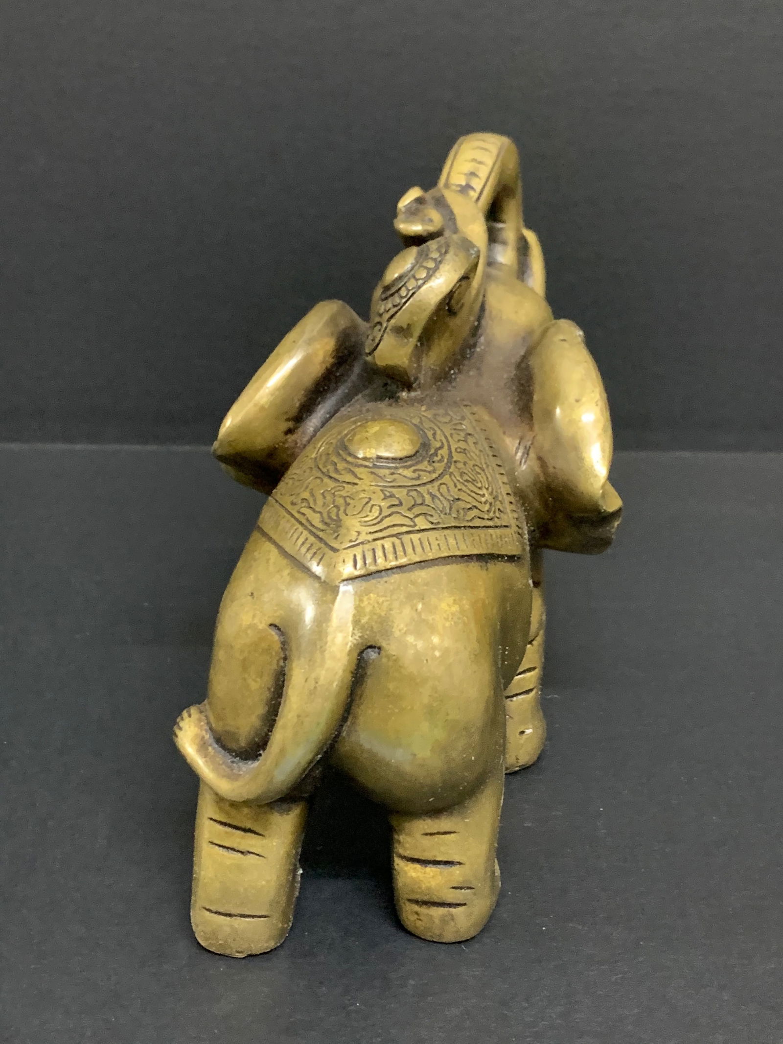 Chinese Art Bronze Elephant Sculpture - 5