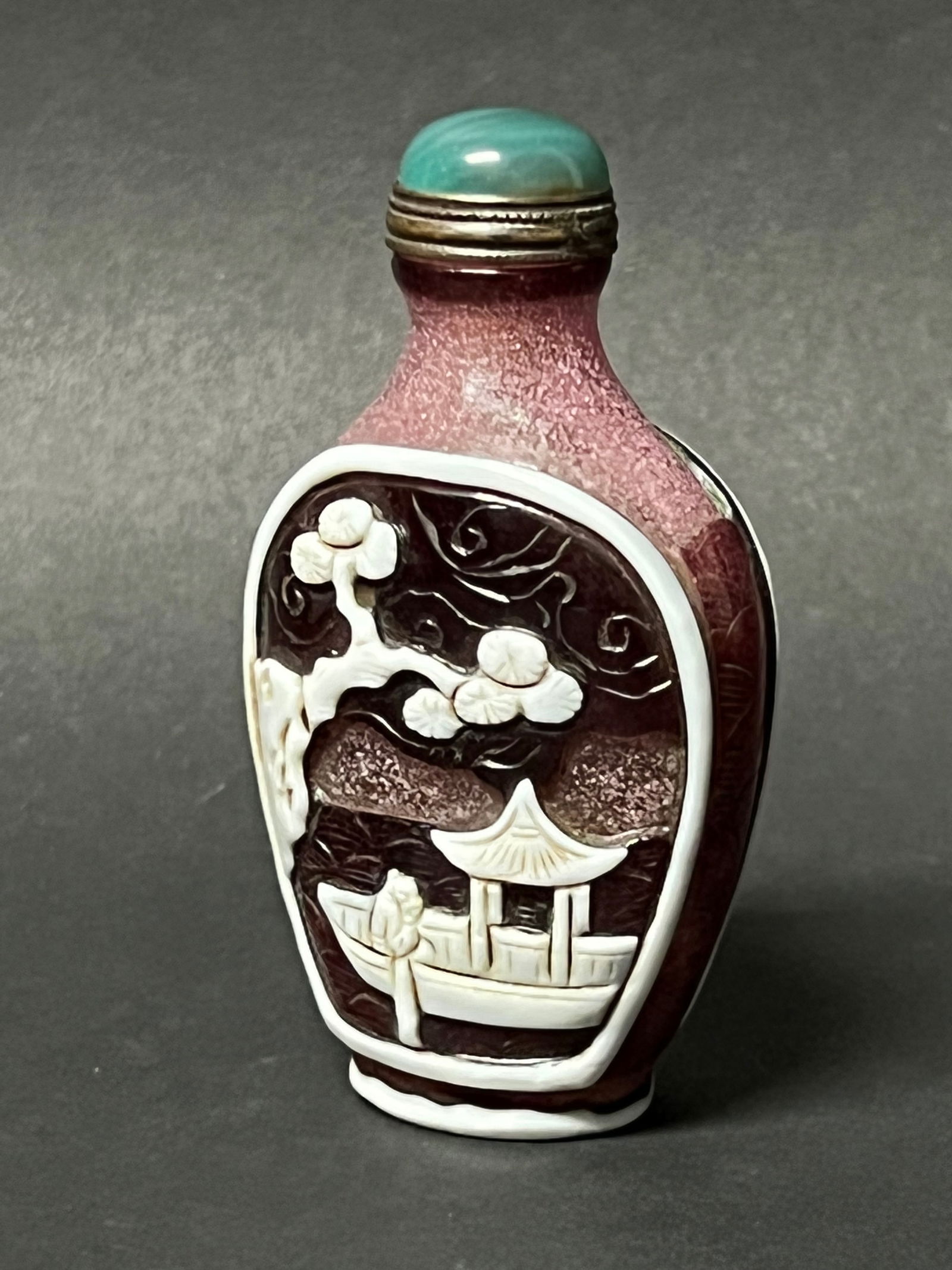 Peking Glass Overlay Snuff Bottle - 5
