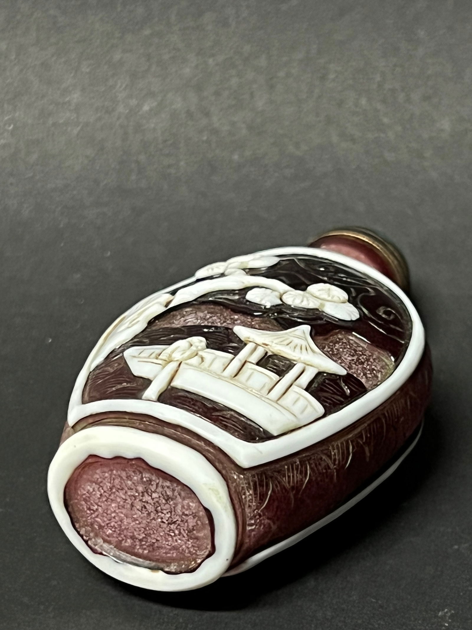 Peking Glass Overlay Snuff Bottle - 7