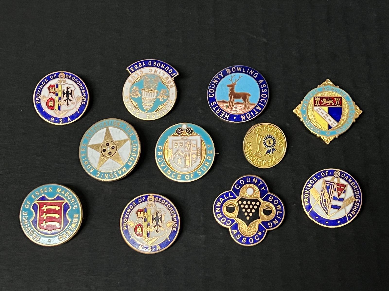 Vintage Assorted Sports Pin 11 Pcs. (1 of 6)