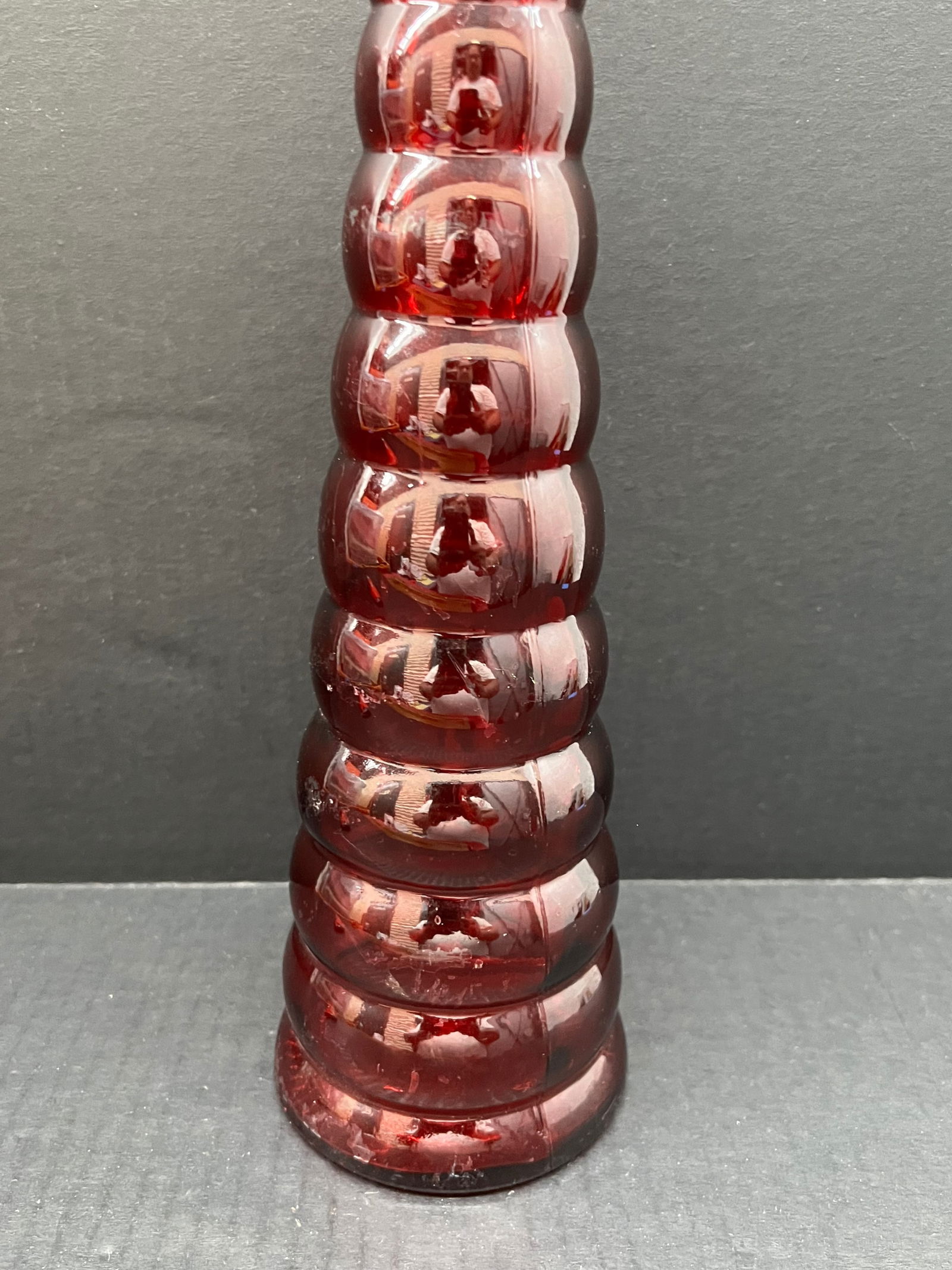 Vintage Decorative Art Glass Flower Vase - 4