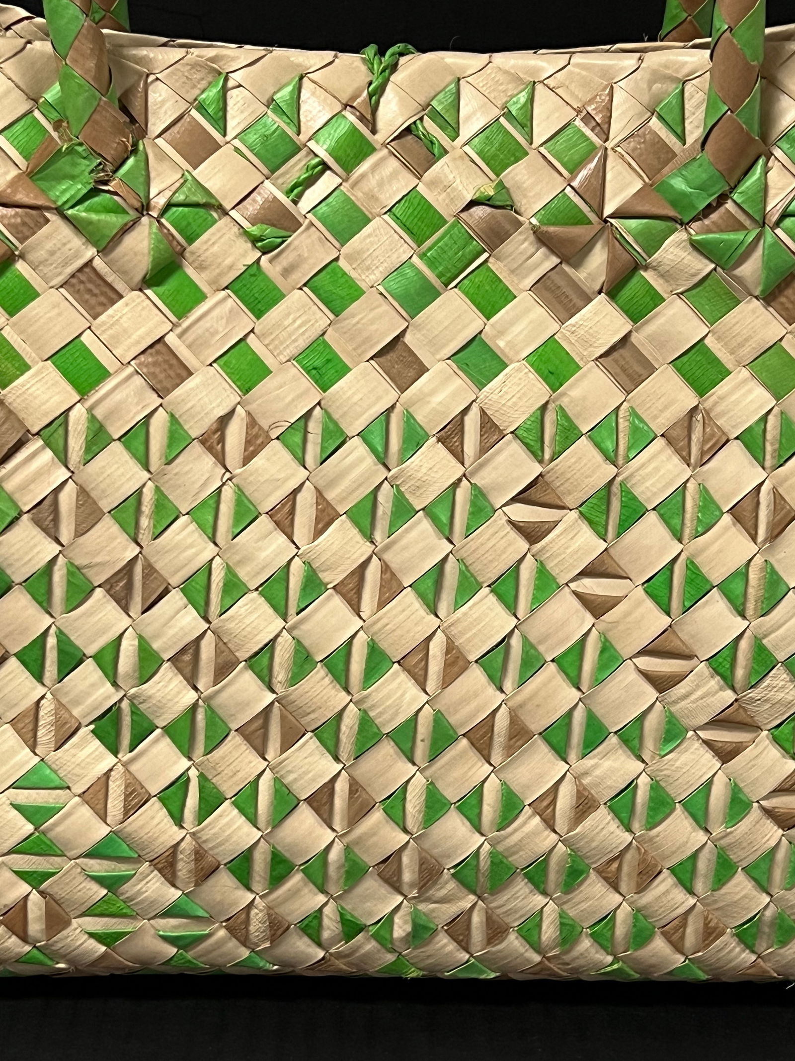 Handwoven Dried Leaves Handbag - 9