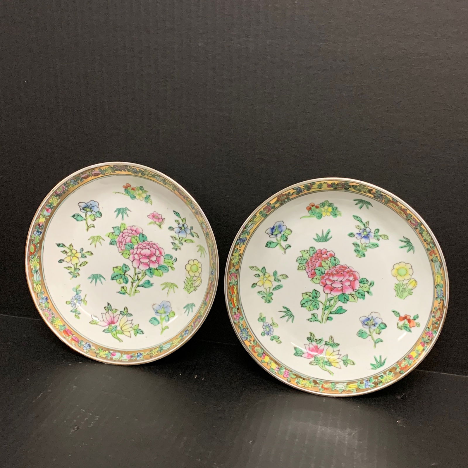 Chinese Pair of Porcelain Bowl - 2