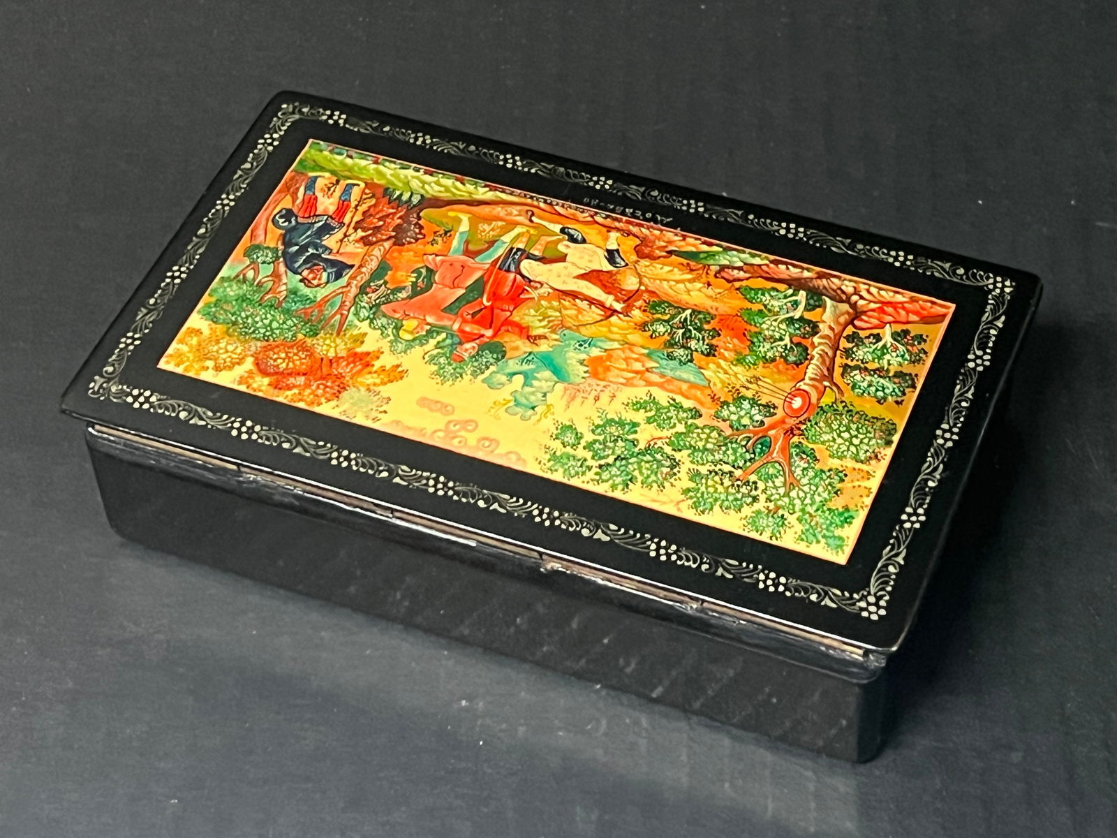 Russian Art Lacquered Box - 7