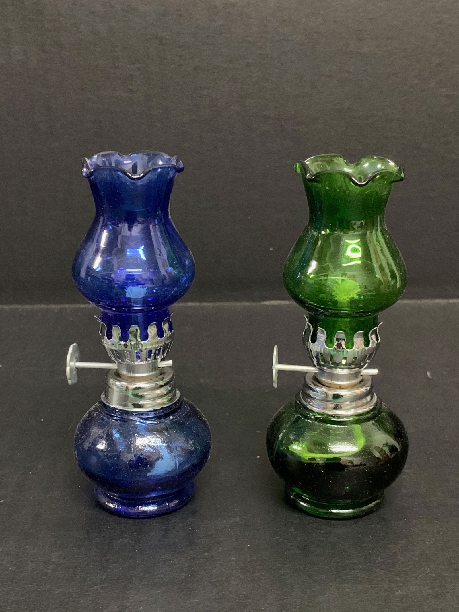 Pair of Glass Small table Oil Lamp - 3