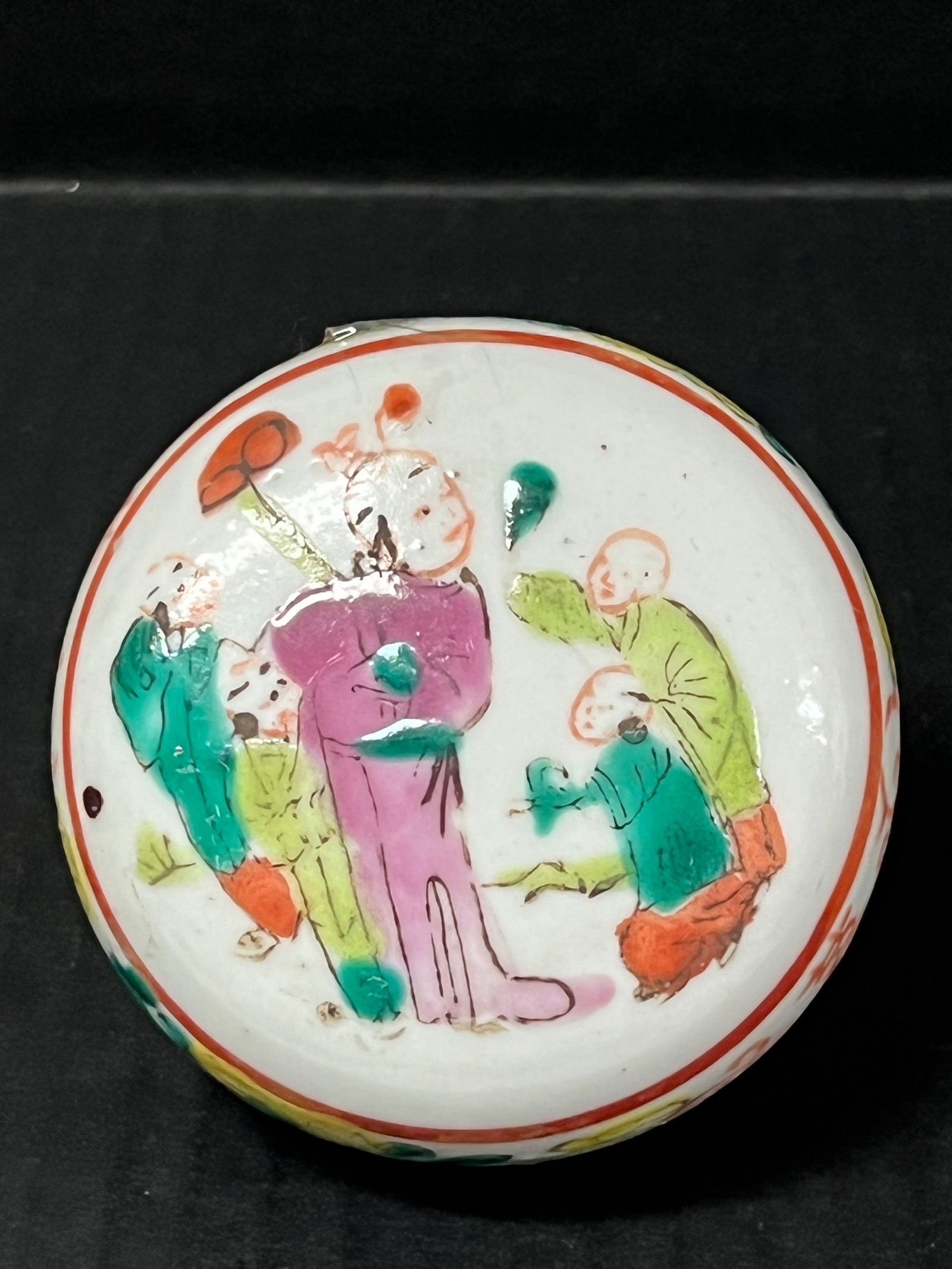 Chinese Porcelain Pill Box - 2