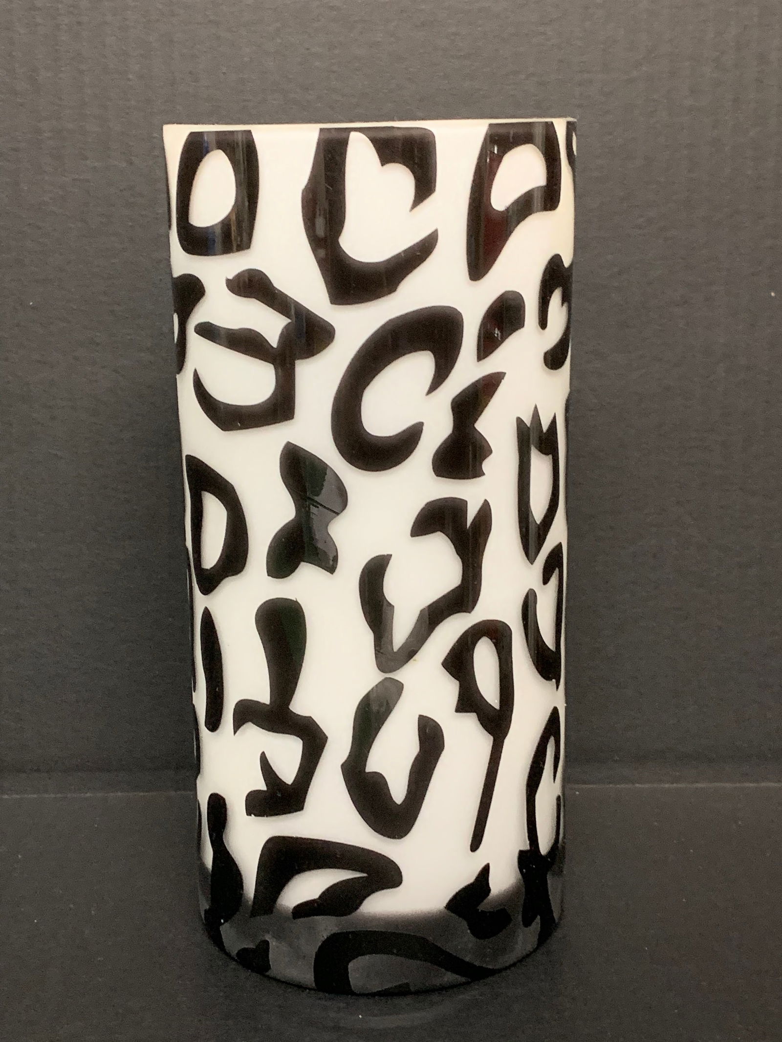 Black and White Frosted Art Glass Flower Vase - 3