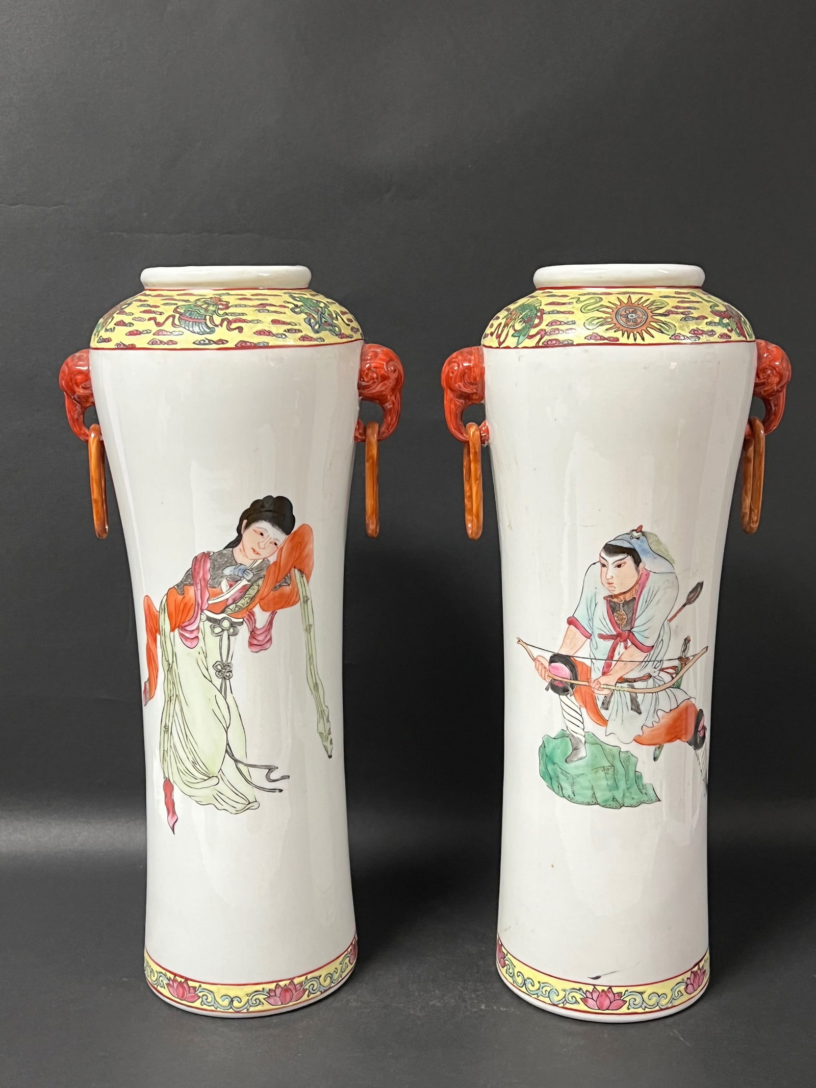 Pair of Famille Rose Porcelain Vase (1 of 9)