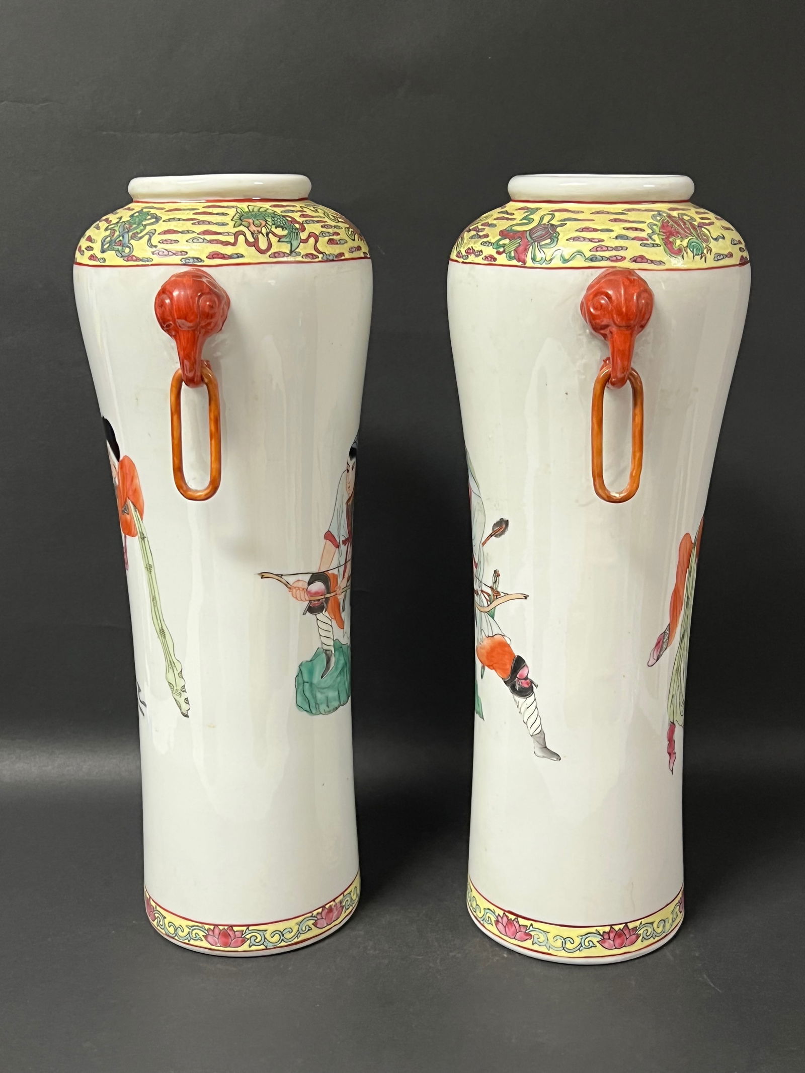 Pair of Famille Rose Porcelain Vase - 4