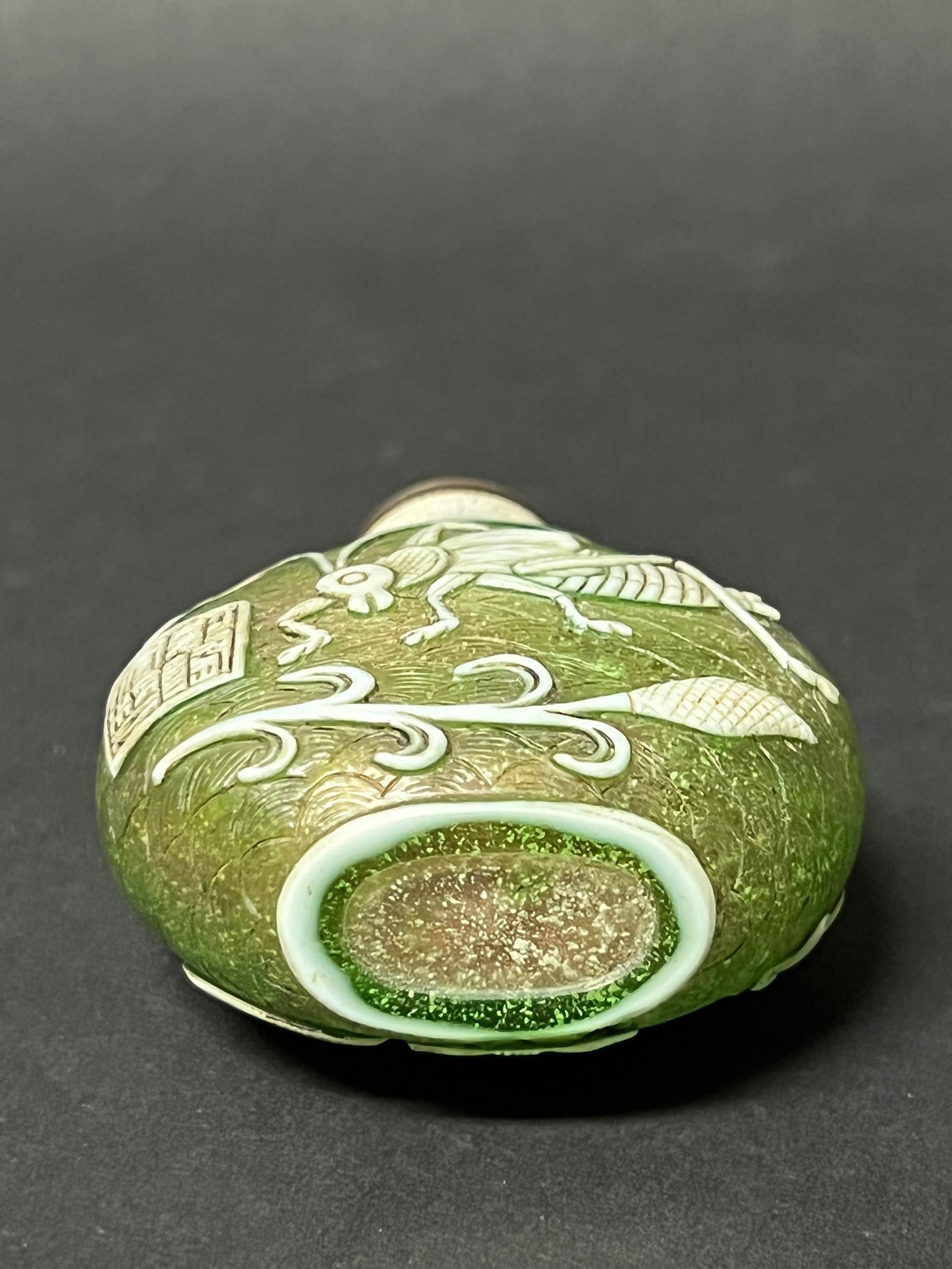 Chinese Art Peking Glass Overlay Snuff Bottle - 7