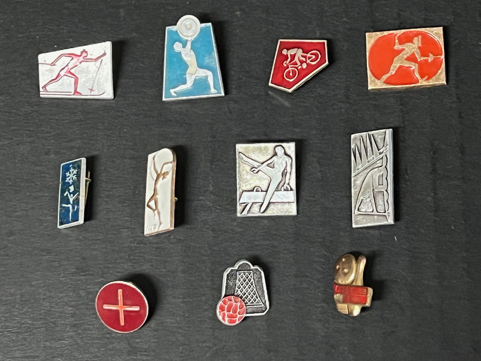 Vintage Assorted Sports Pin 12 Pcs. - 3
