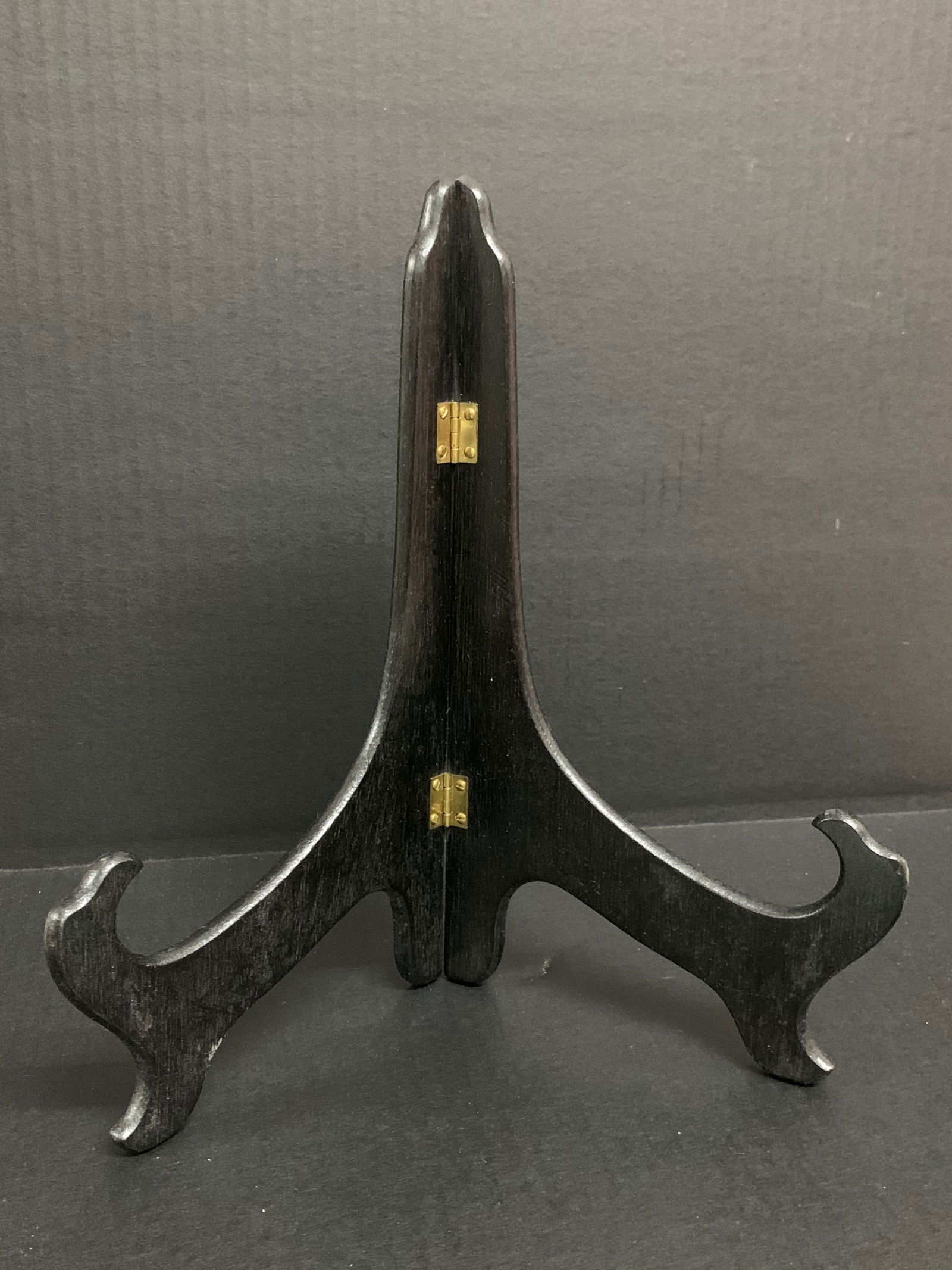 Chinese Art Wooden Plate Stand - 2