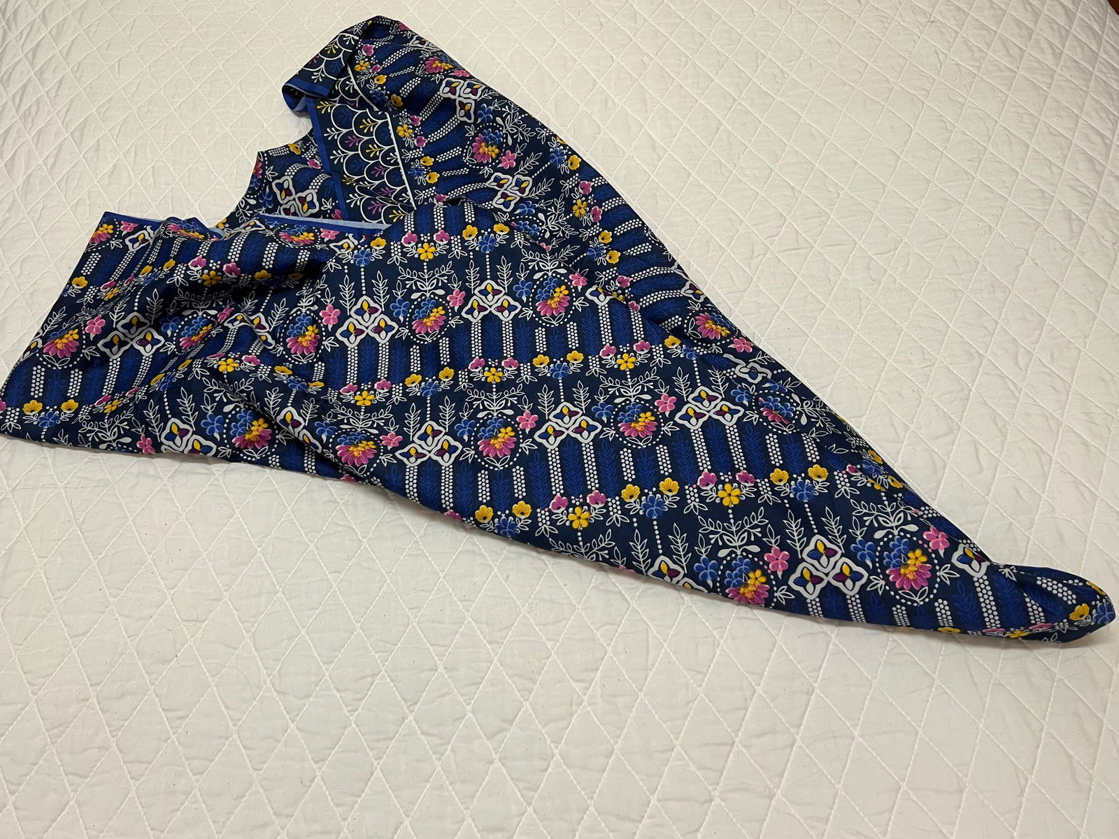 Southeast Asian Textile Tube Skirt Cloth - 3