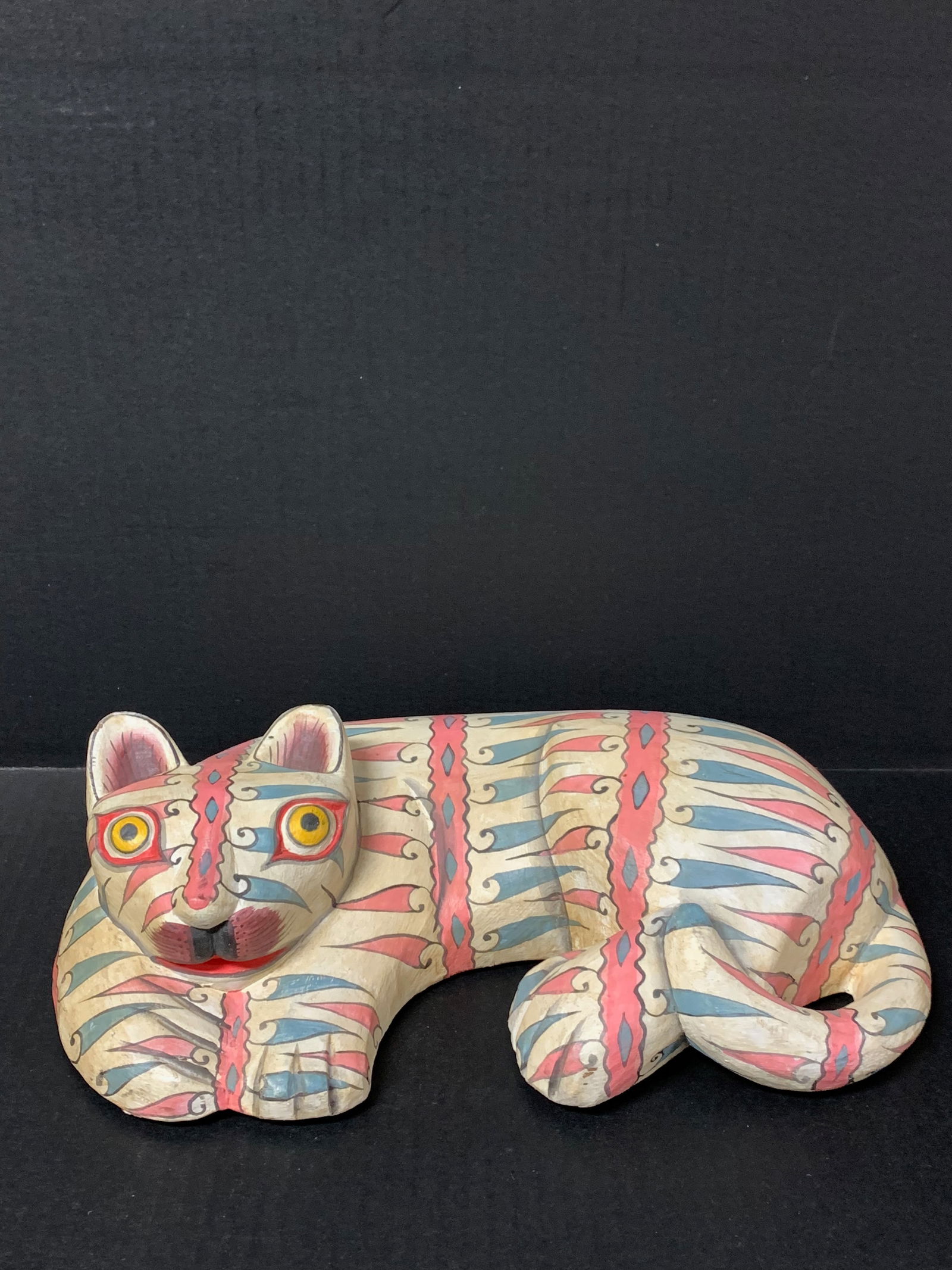 Carve d Wood Painted Cat Sculpture - 3