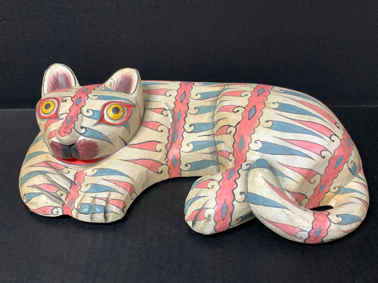 Carve d Wood Painted Cat Sculpture - 4