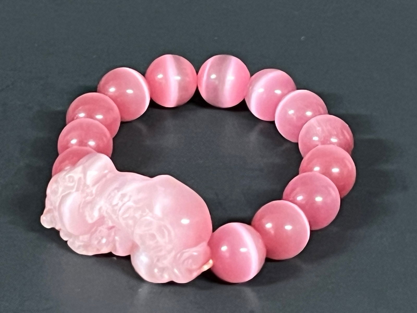 Vintage Carved Pink Beads Bracelet - 2