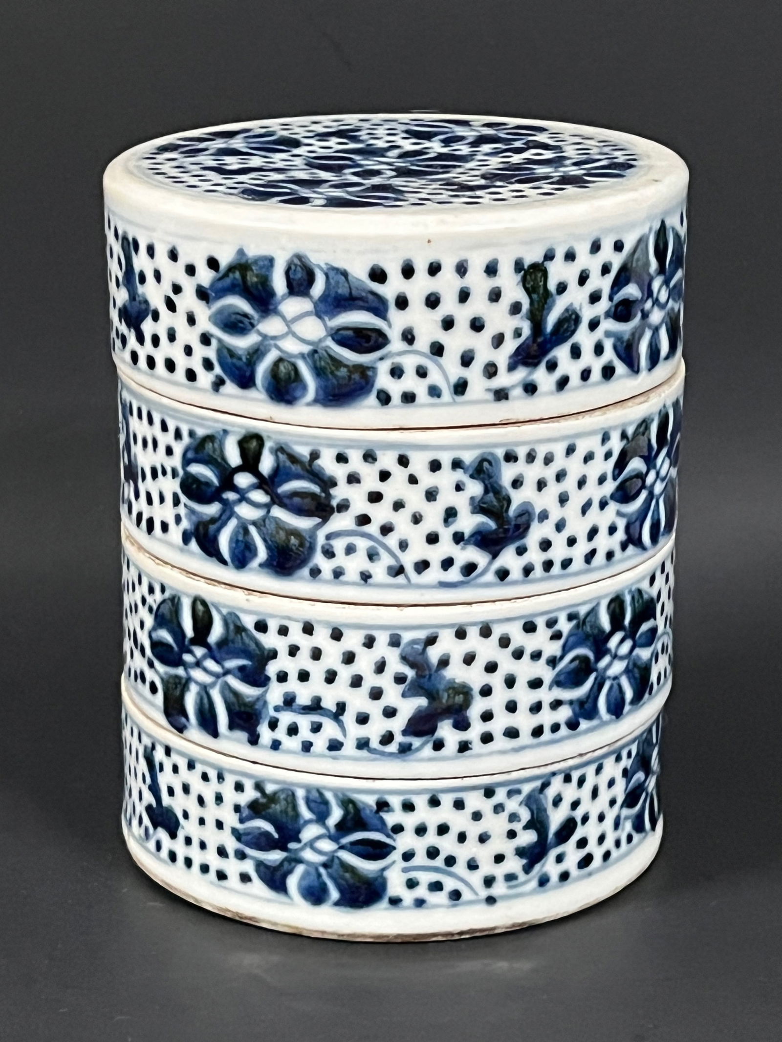 Chinese Porcelain Blue and White Stackable Box - 4
