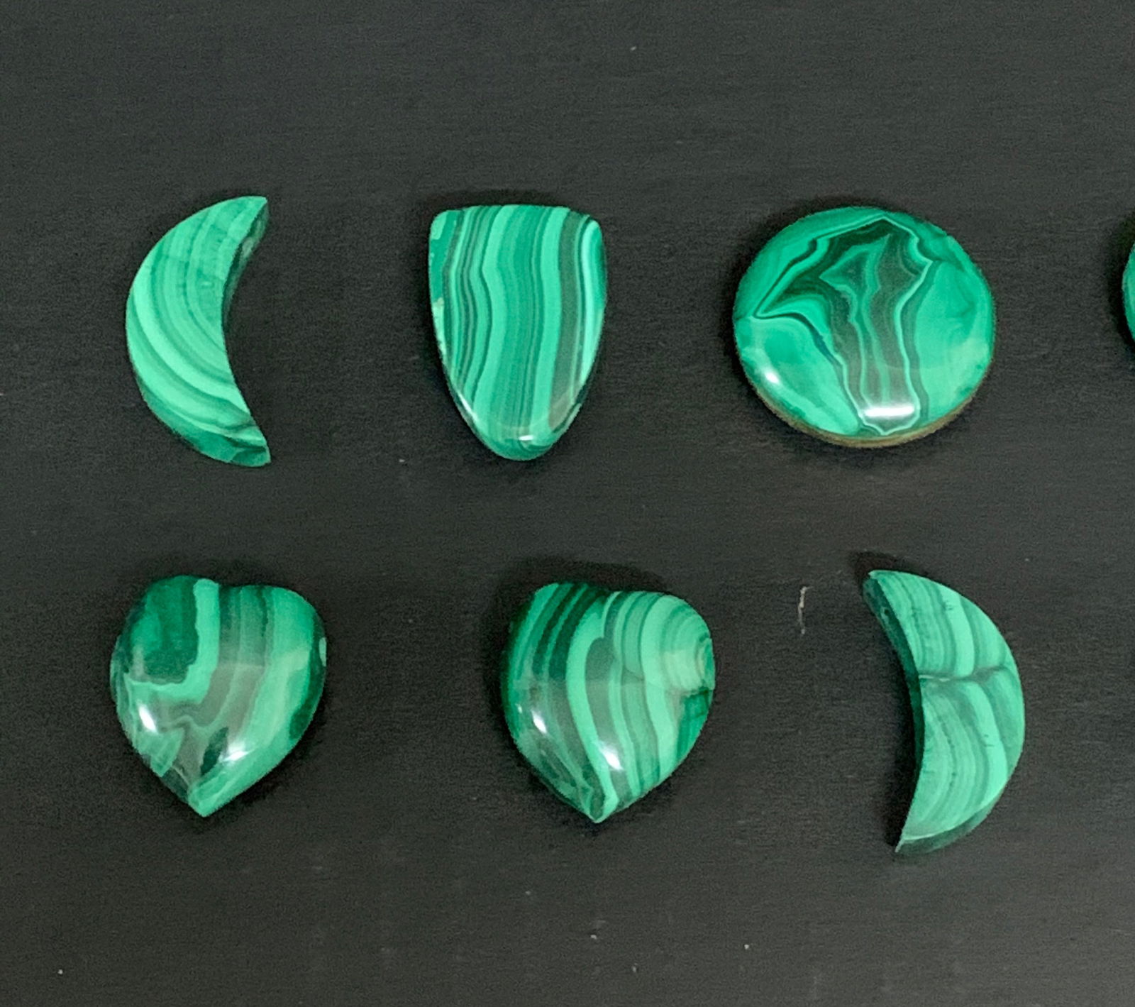 Carved Malachite Stone Pendant 10 Pcs. - 6