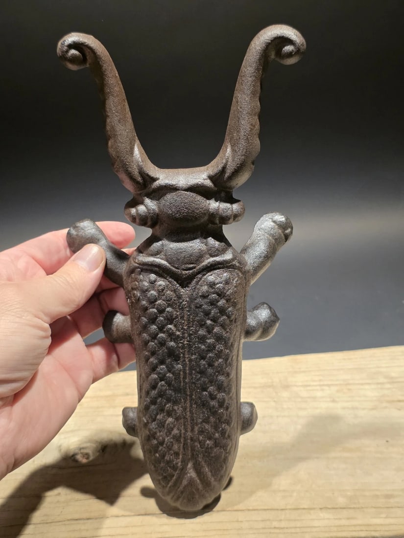 10" Cast Iron Beetle Boot Jack - 9