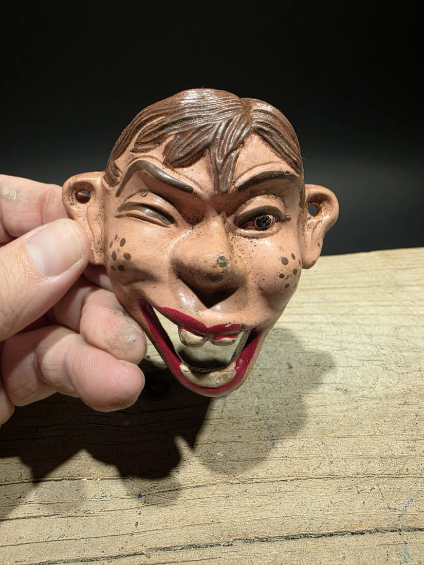 Cast Iron Folk Art Wall Mounted Bottle Opener (1 of 10)