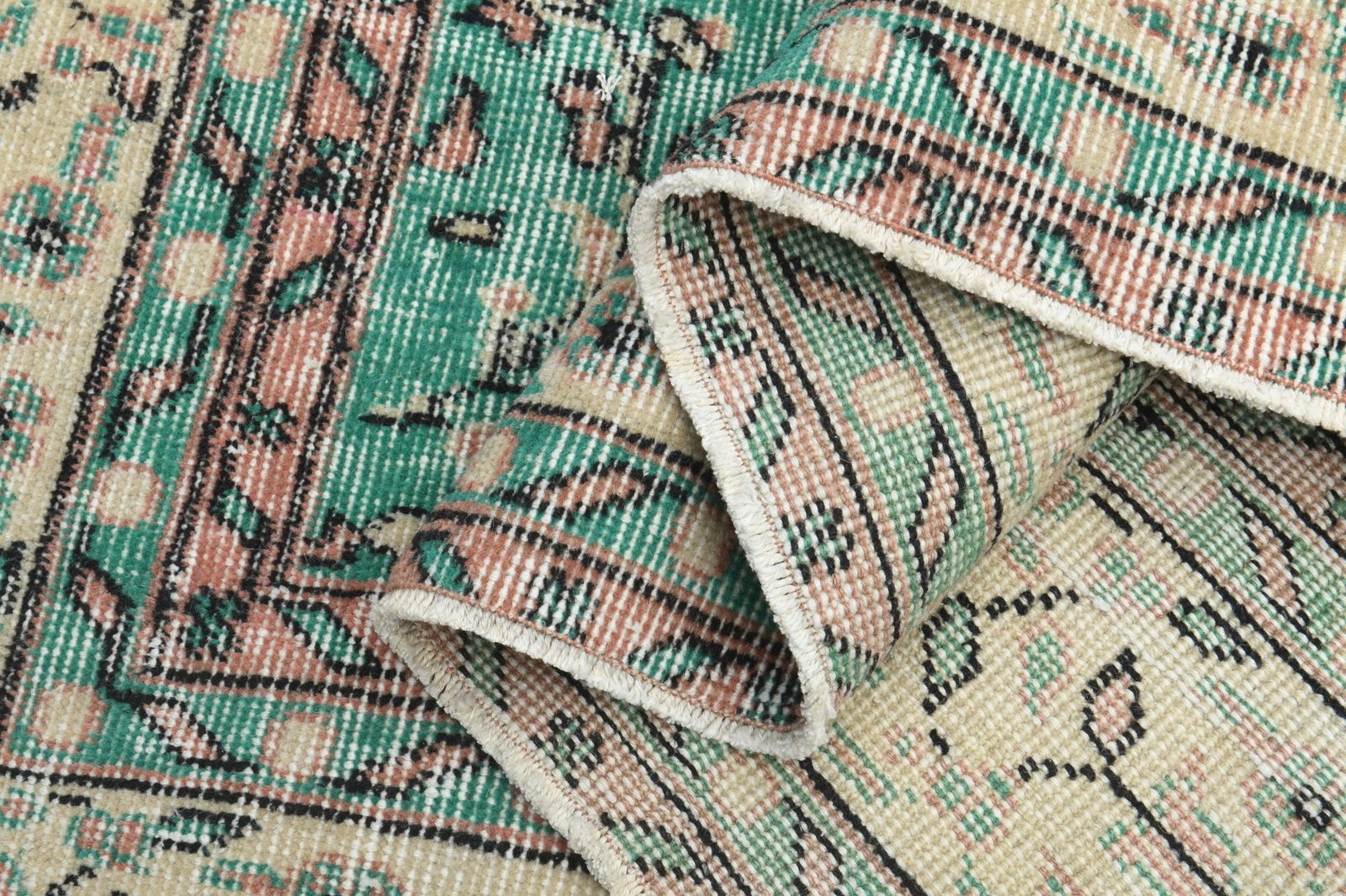 7x10'4 ft, HANDMADE TURKISH AREA Rug: Title: 7x10'4 ft, HANDMADE TURKISH AREA Rug Description: This Turkish one-of-a-kind Vintage Turkish Rug is hand-knotted and handwoven by the most skilled artisans who use pure wool, in muted, natural