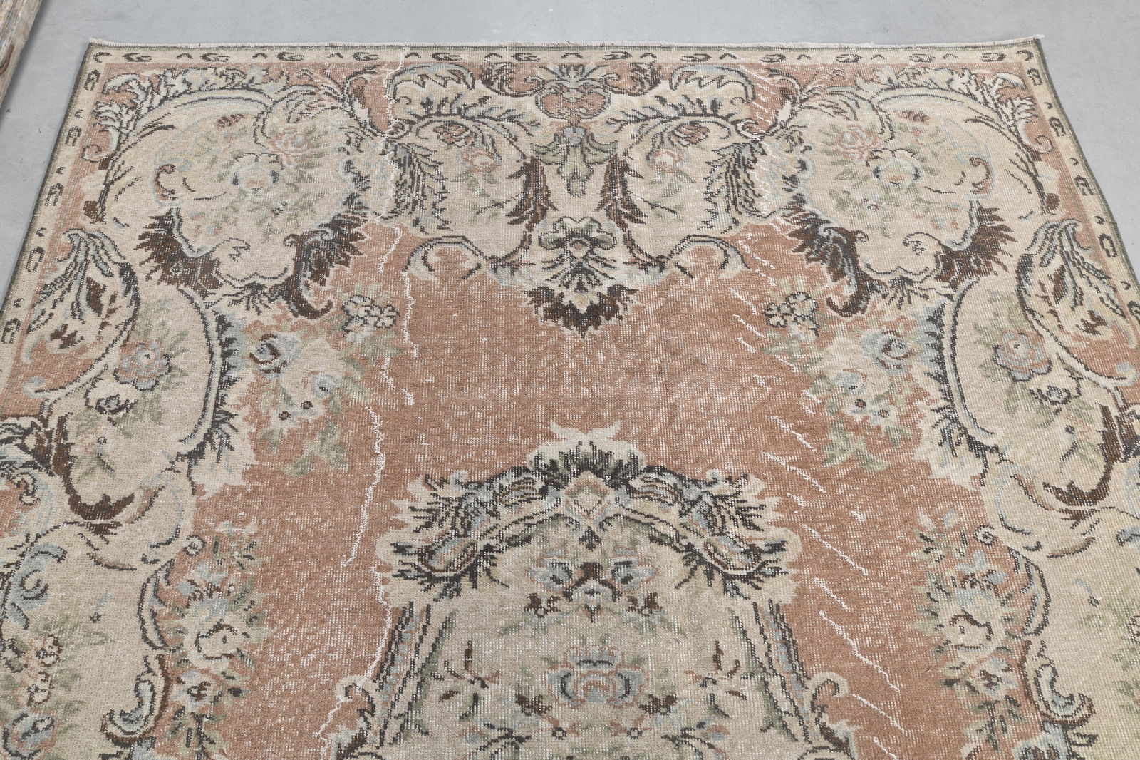 6x10 Turkish Vintage Rug, Beige Brown - 3