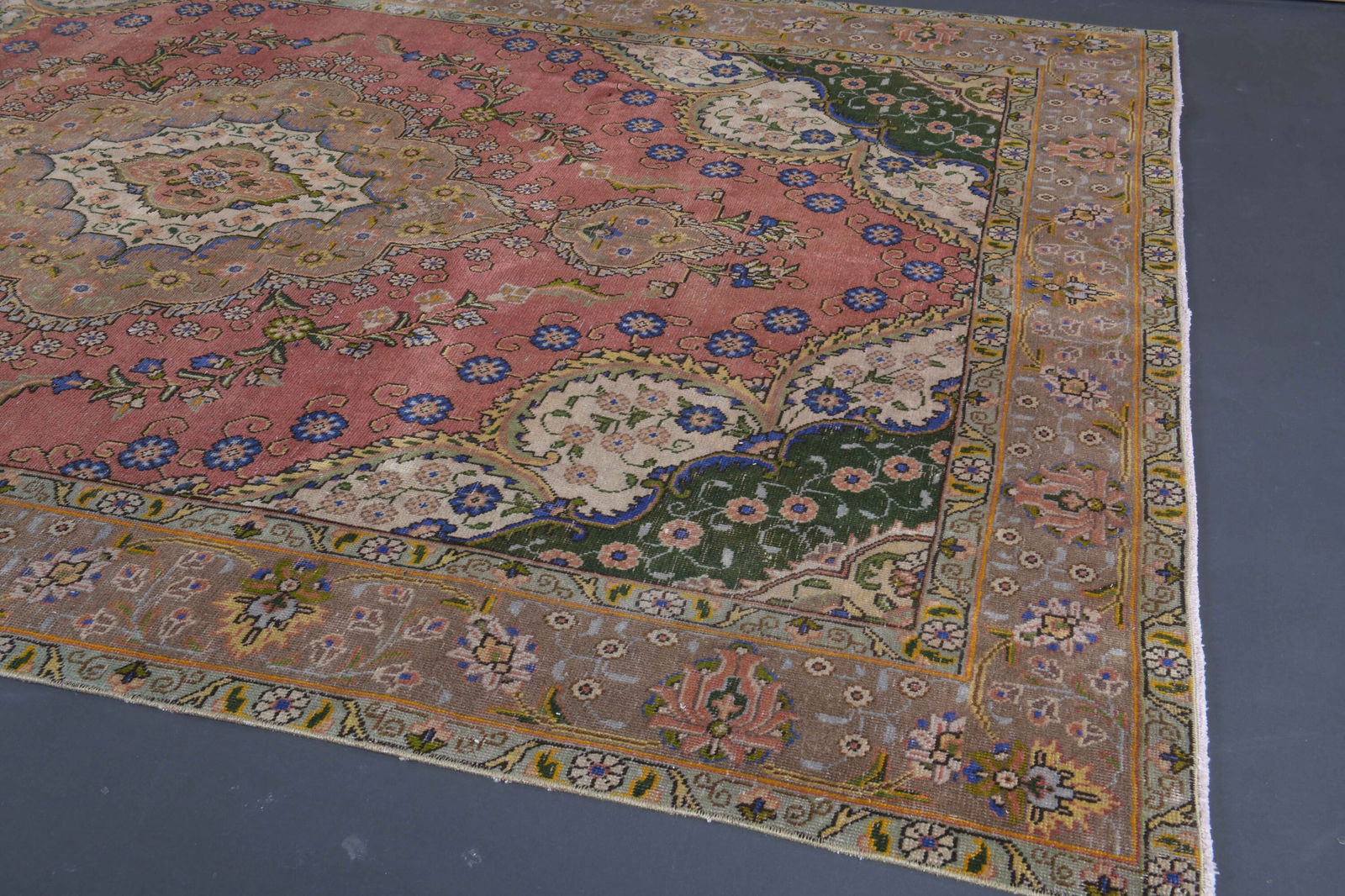 6x10 Beige Turkish rug, Vintage Area Oushak - 5