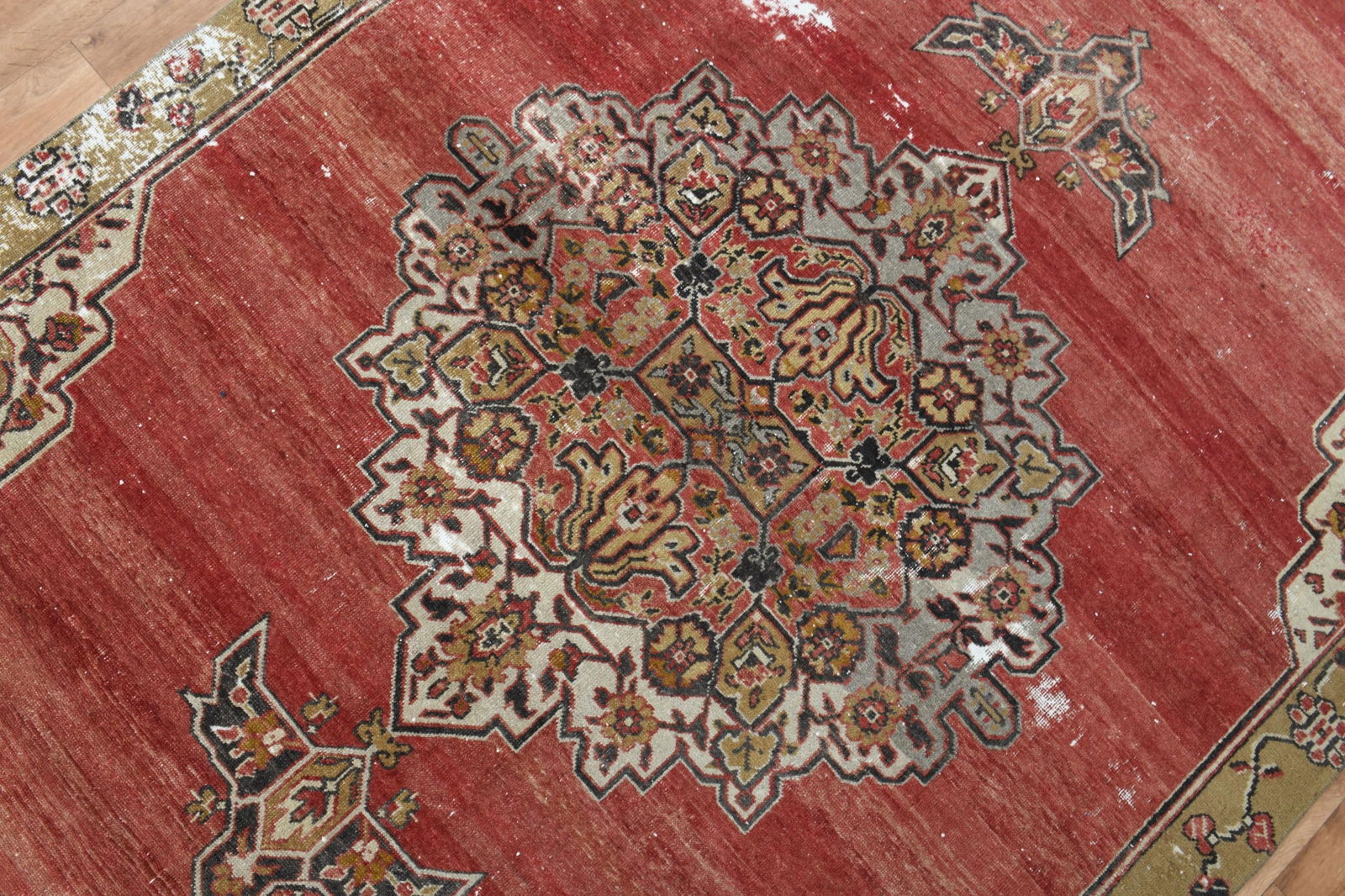 6'3x10'3 ft, TURKISH VINTAGE RUG - 6