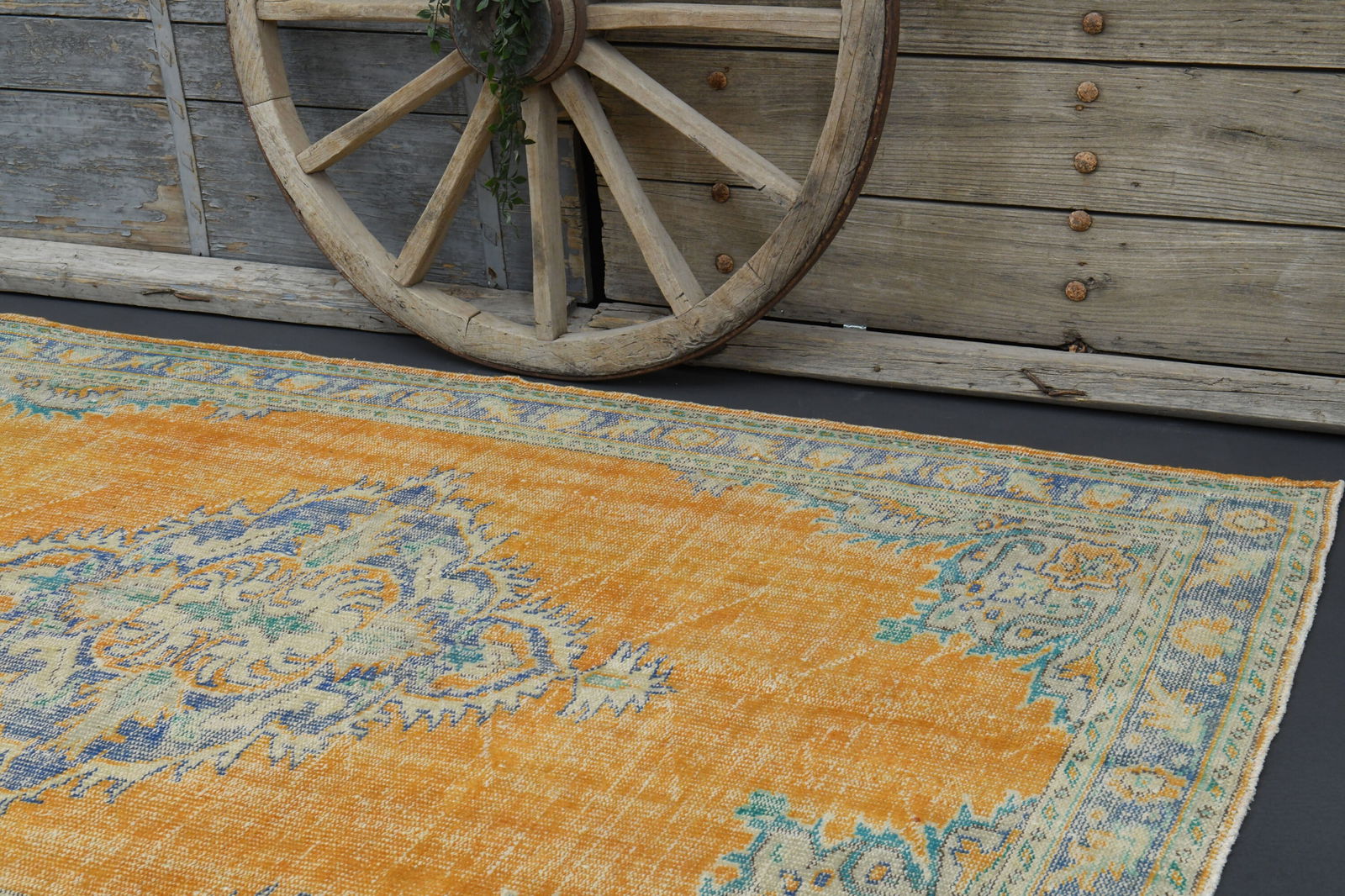5.7x8.5 TURKISH RUG, Distressed Orange Boho Chic Décor - 8