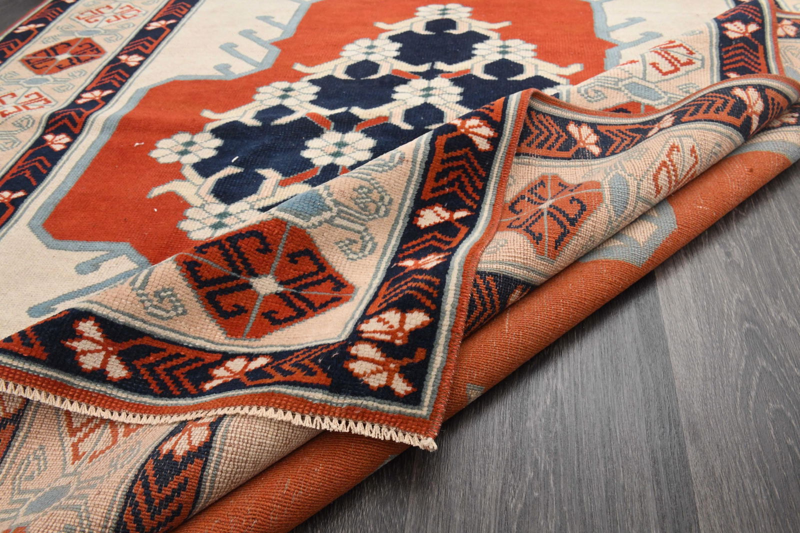 5.2x7 ft, SPECIAL TURKISH AREA Rug: Title: 5.2x7 ft, SPECIAL TURKISH AREA Rug Description: This Turkish one-of-a-kind Vintage Turkish Rug is hand-knotted and handwoven by the most skilled artisans who use pure wool, in muted, natural to