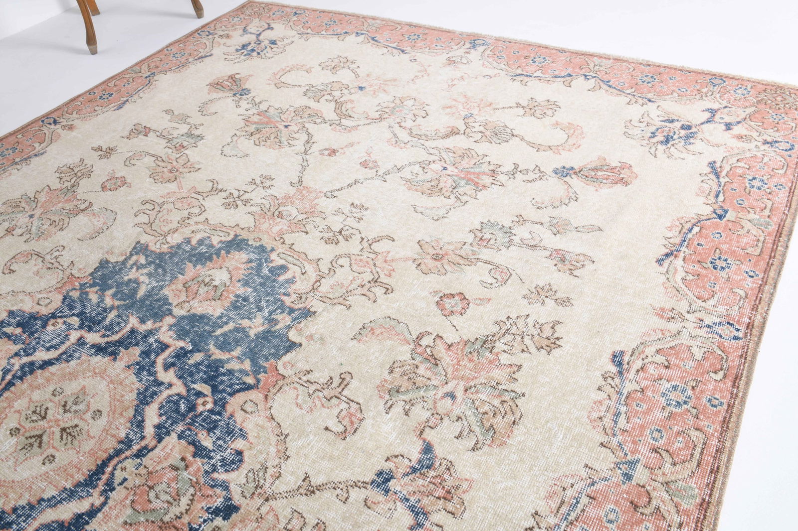 6.3x10.4 ft, TURKISH Rug, Vintage - 4