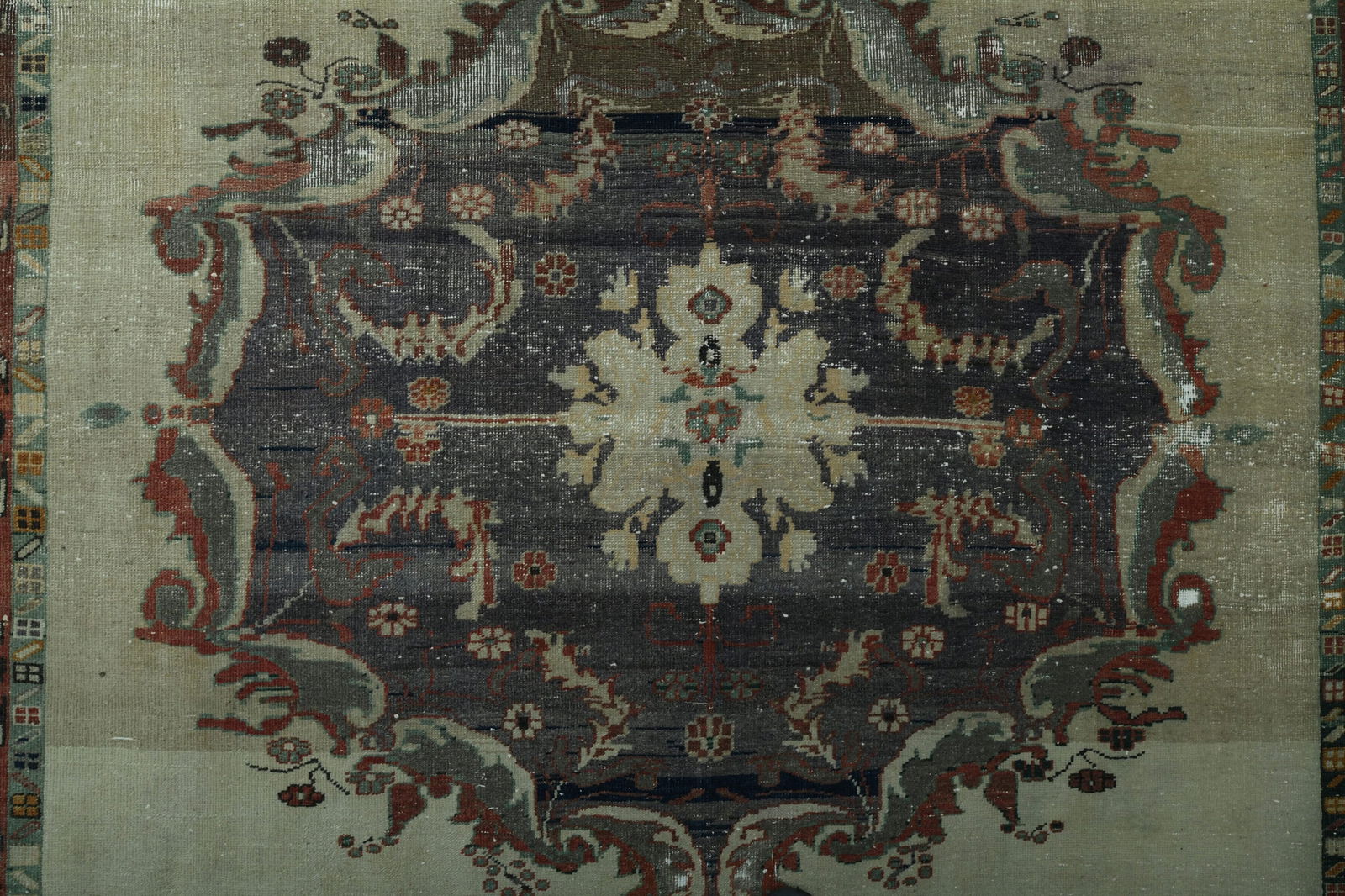 6x10 VINTAGE HANDMADE RUG - 6