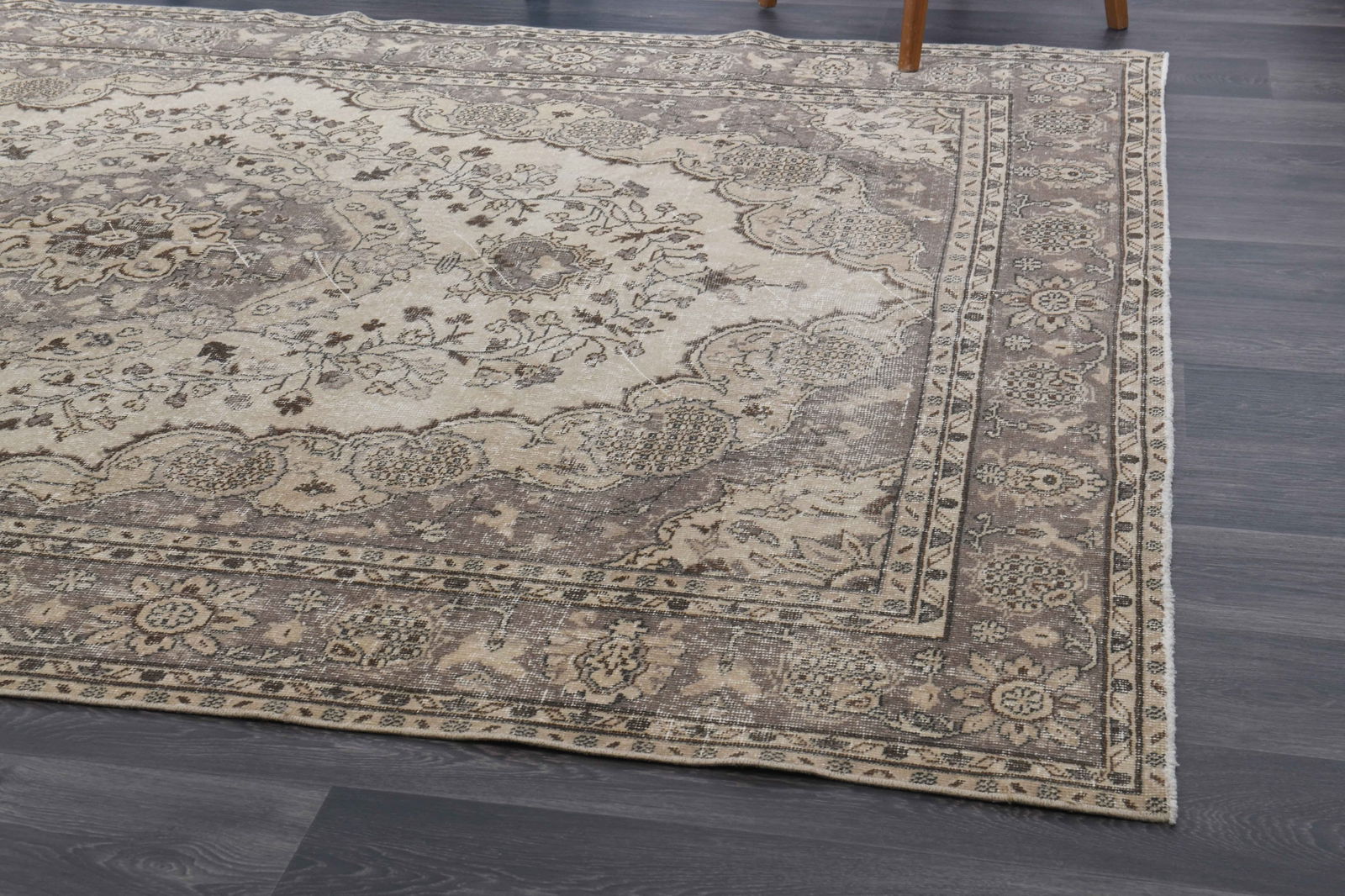 5.7x9.5 ft, RED TURKISH RUG, Vintage Oushak - 4