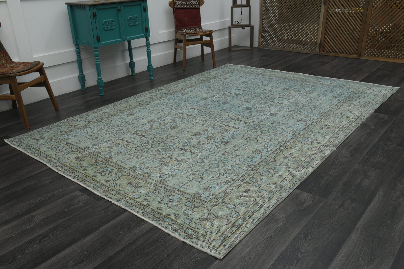 6x8 Orange Green TURKISH Rug: Title: 6x8 Orange Green TURKISH Rug Description: This Turkish one-of-a-kind Vintage Turkish Rug is hand-knotted and handwoven by the most skilled artisans who use pure wool, in muted, natural tones,