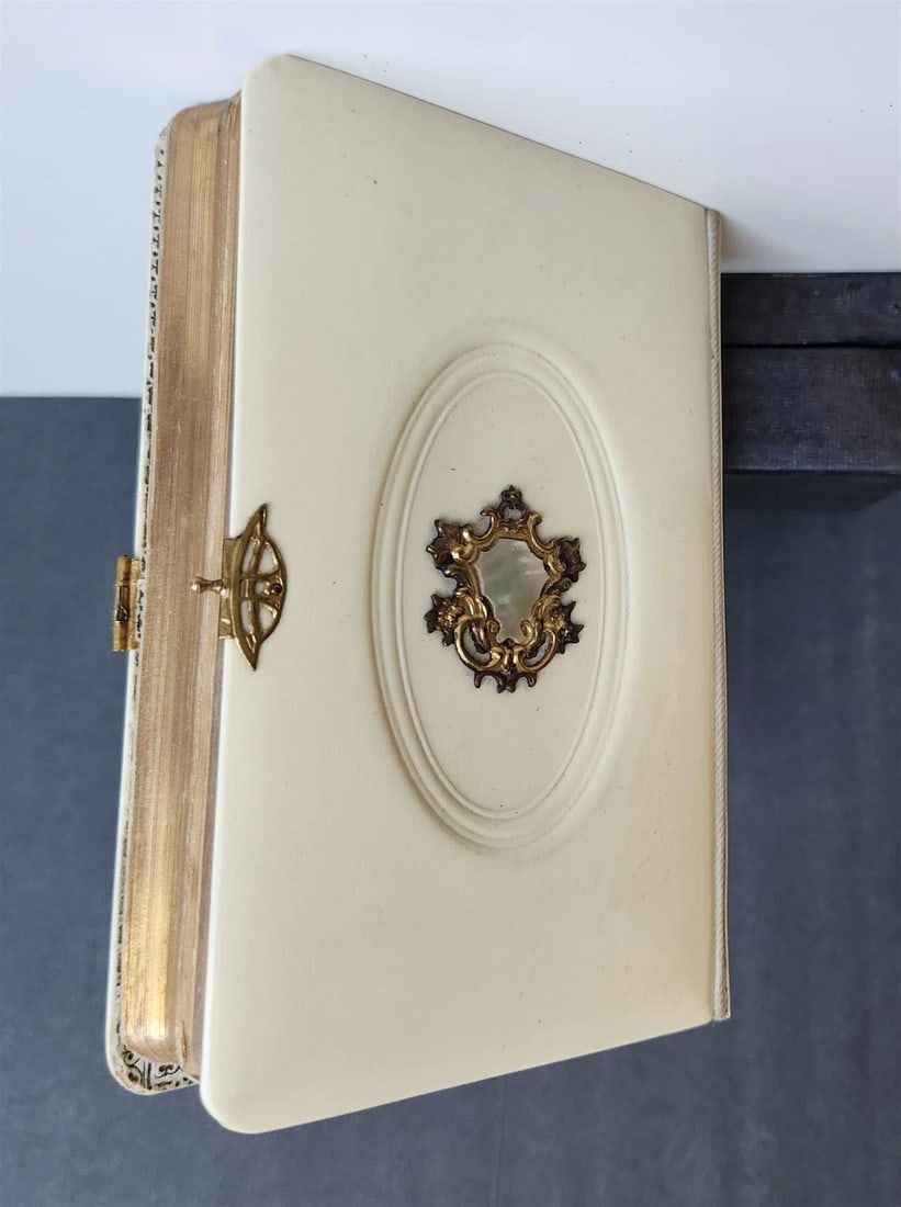 1911 JEWISH PRAYER BOOK SIDDUR antique BINDING w/ MOTHER OF PEARL DECORATION - 4