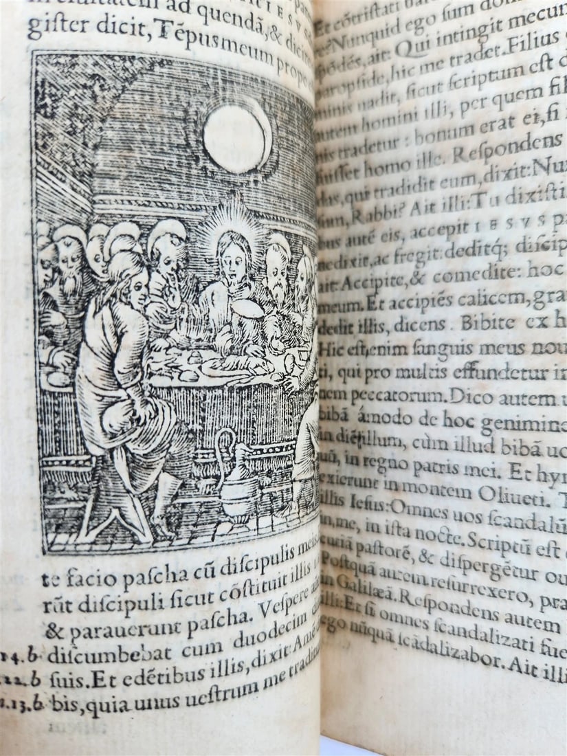 1549 BIBLE in LATIN ILLUSTRATED w/ 108 WOODCUTS antique RARE pocket size - 9