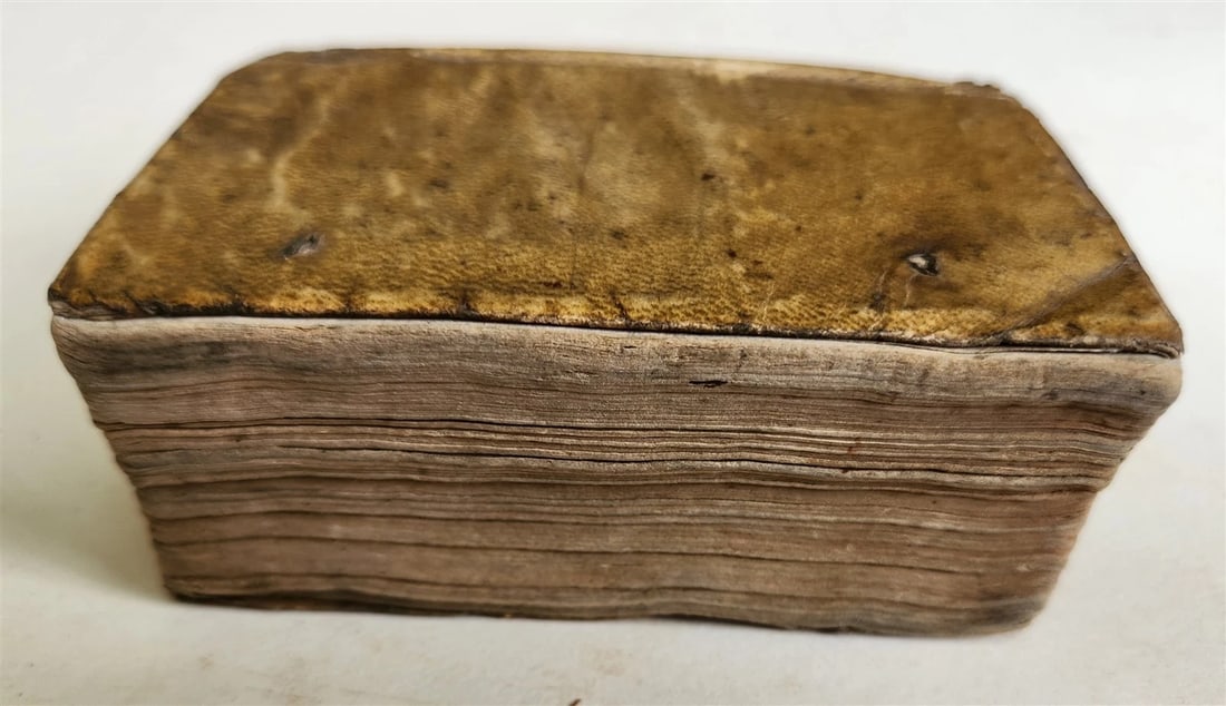 1640 BIBLE in FRENCH RARE ILLUSTRATED LE NOUVEAU TESTAMENT antique VELLUM BOUND - 3