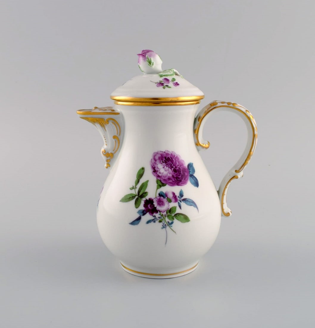 Meissen coffee pot, sugar bowl and cream jug with hand-painted flowers and gold decoration. Lids - 4