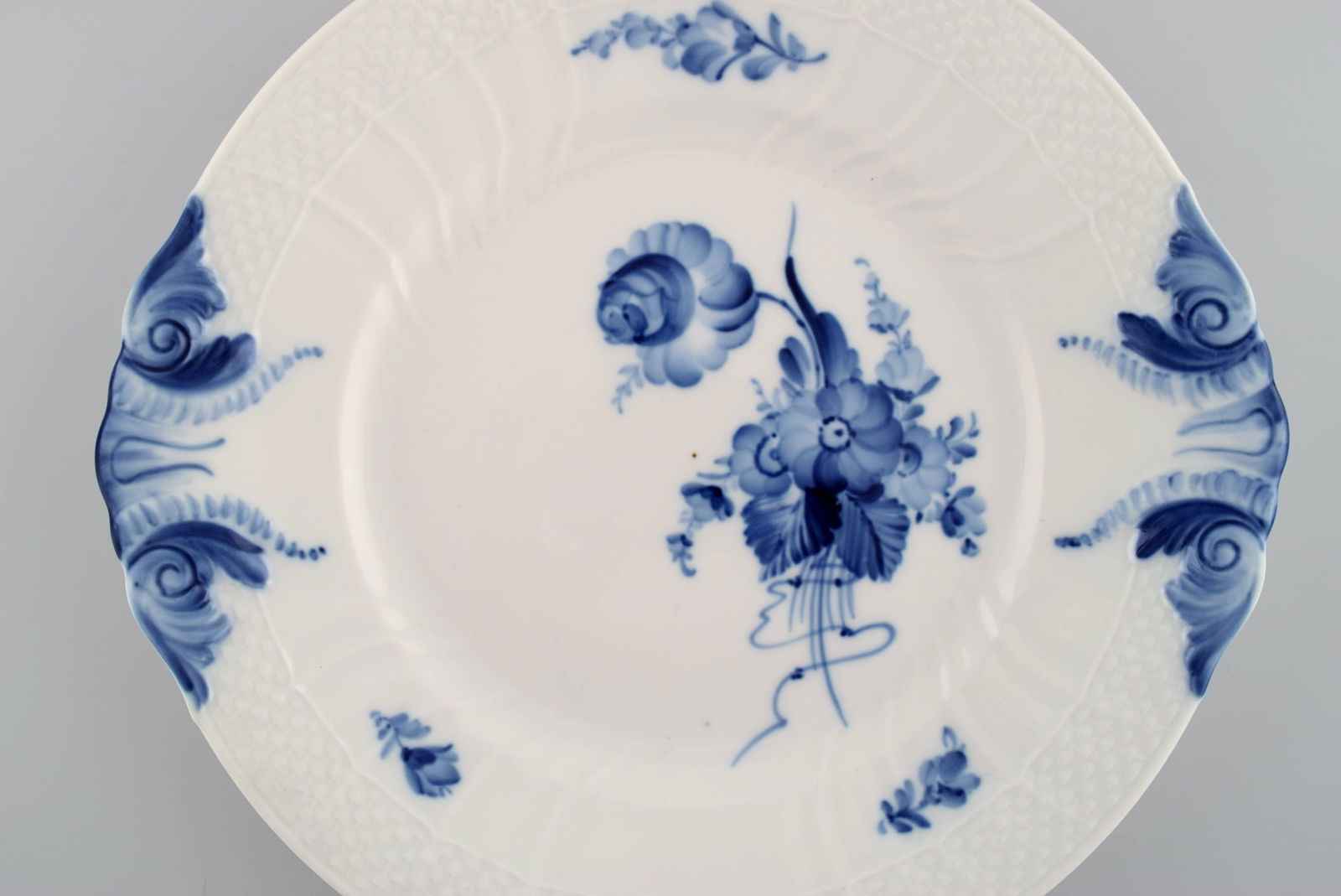 Royal Copenhagen Blue Flower Curved dish. Model number 10/1864. Dated 1962. - 2