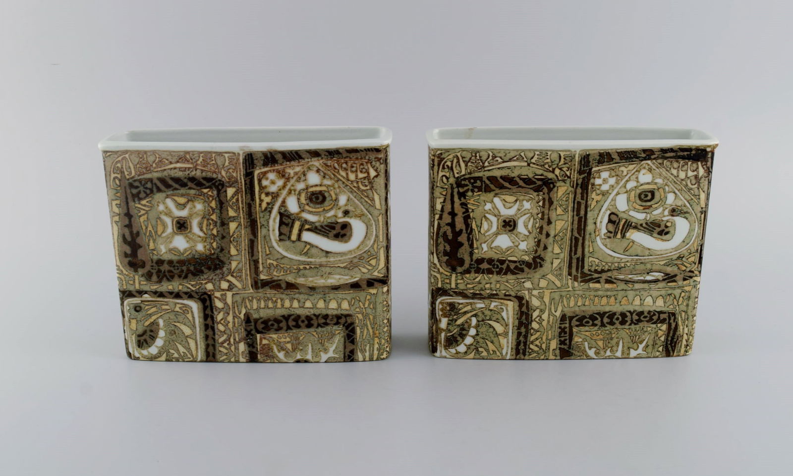 Nils Thorsson and Johanne Gerber for Aluminia, Royal Copenhagen. Two Baca vases with patterned glaze - 2