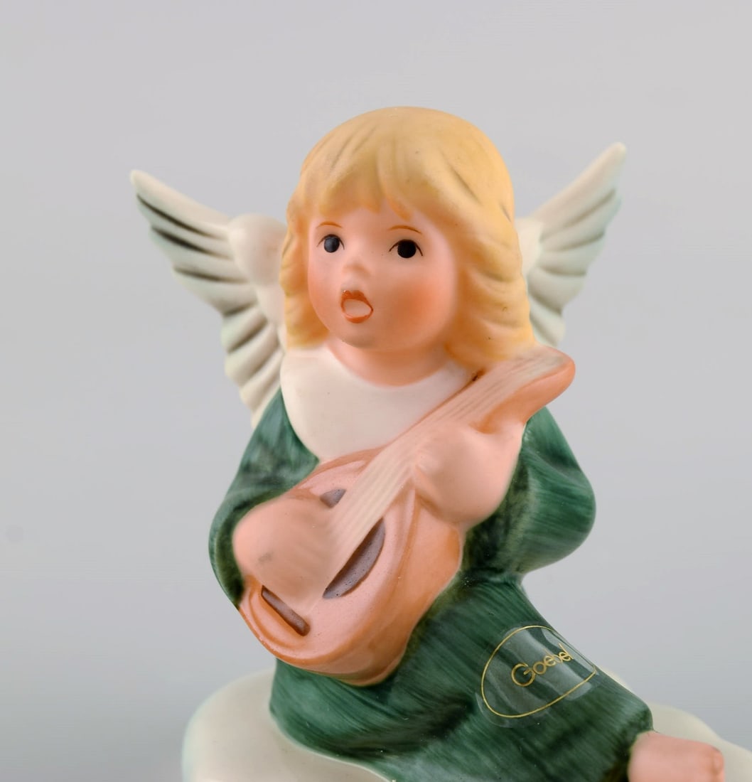 Goebel, West Germany. Two Christmas angels in porcelain. 1970s / 80s. - 3