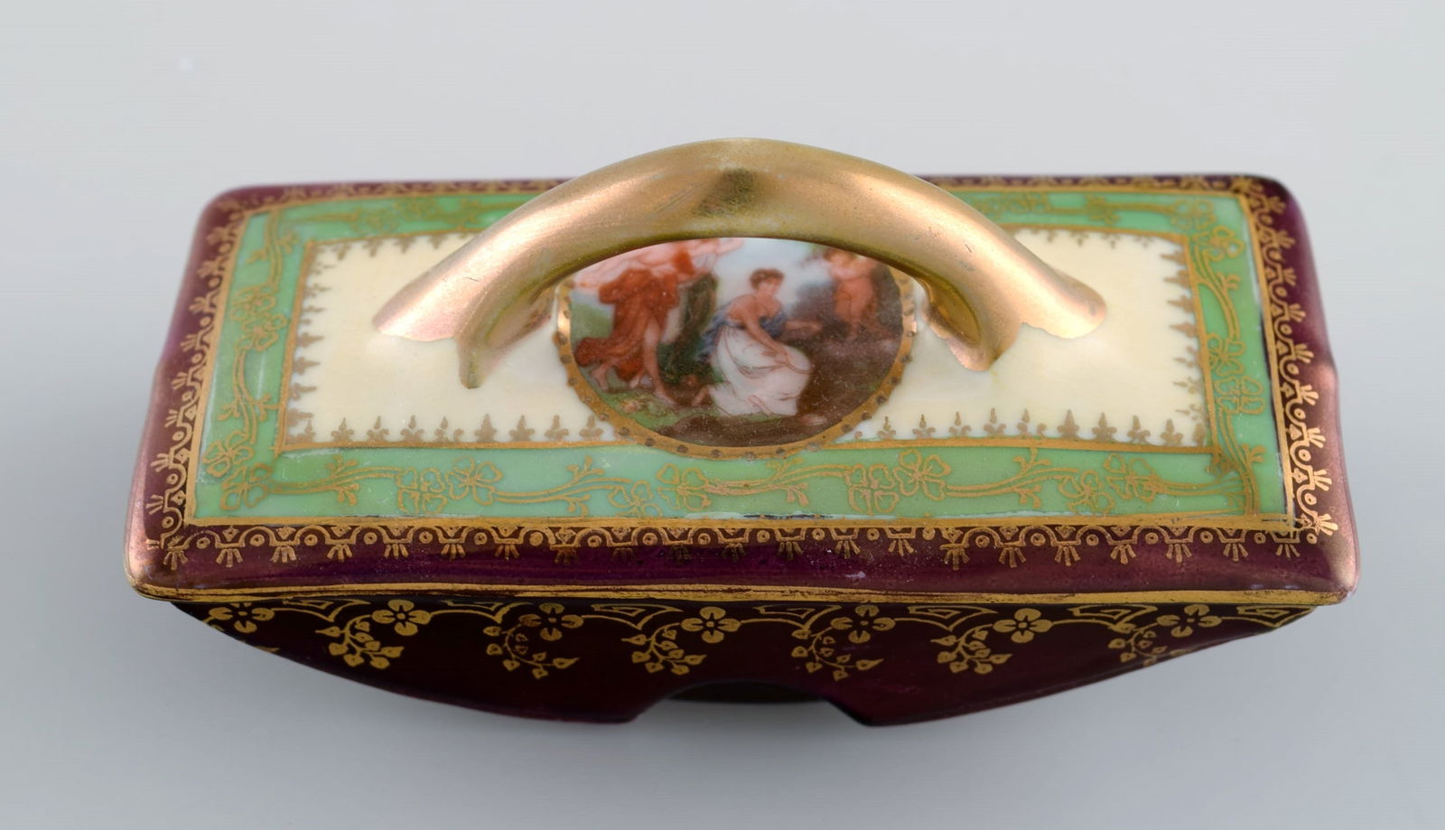 Two candlesticks and ink dryer in hand-painted porcelain. Romantic scenes and gold decoration. - 7