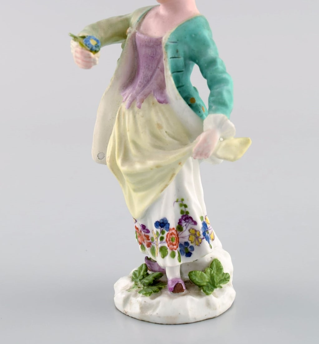 Meissen, Germany. Antique hand-painted porcelain figure. Lady with flowers. Late 19th century. - 6