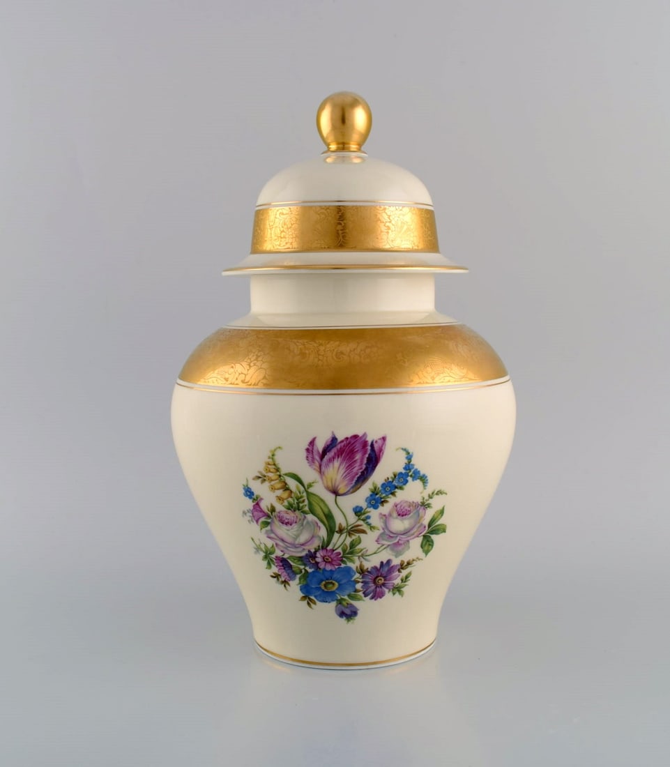 Large Rosenthal lidded vase in cream-colored porcelain with hand-painted flowers and gold leaf (1 of 5)