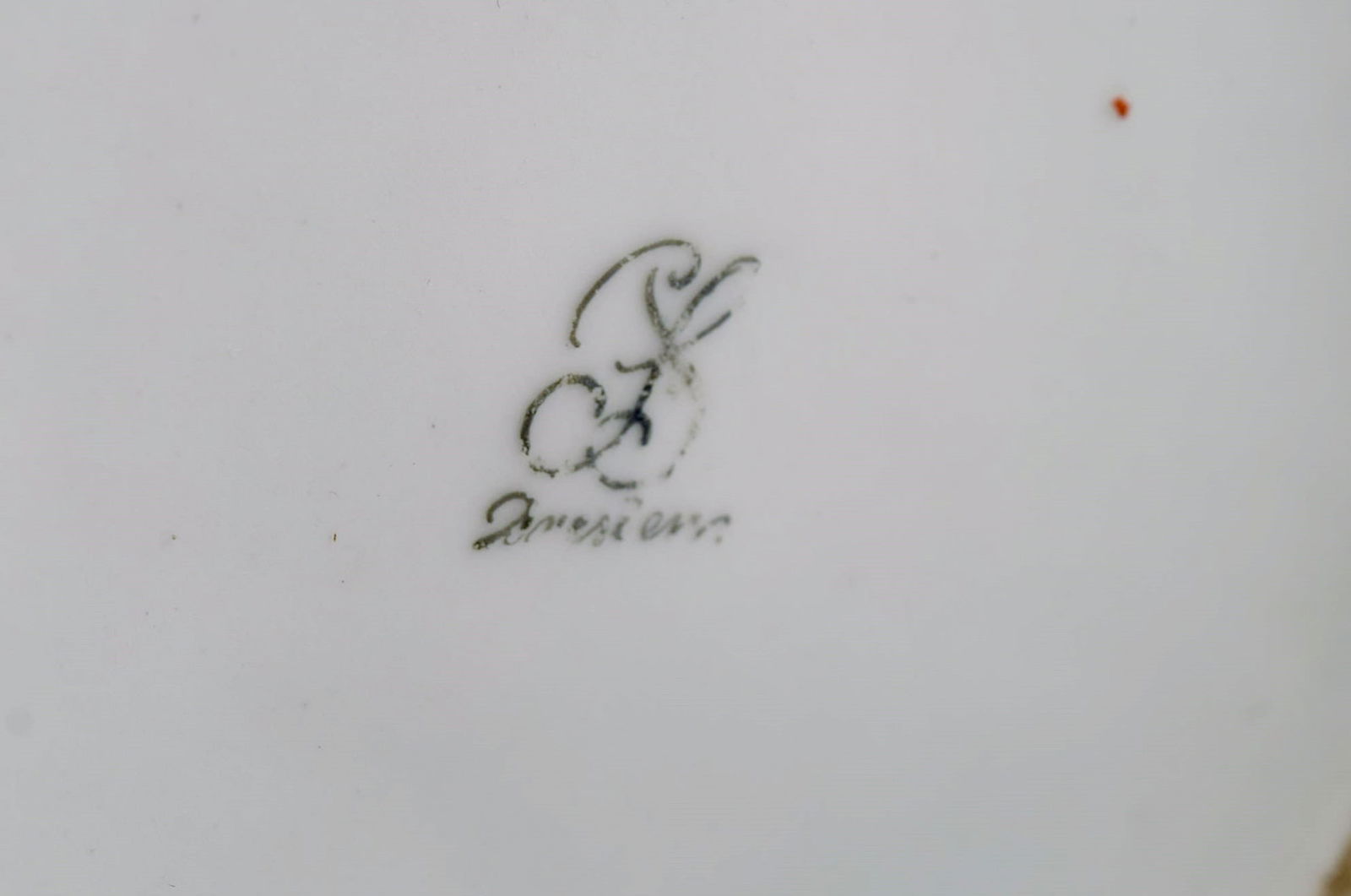 Large antique Dresden ornamental vase in hand-painted porcelain. Flowers and gold decoration. Rose - 8