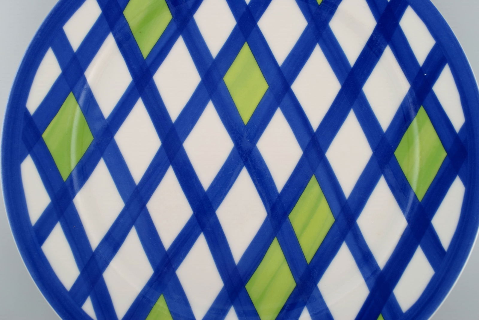 Rosenthal Designers Guild. Orchard Collection. Large porcelain cover plate. Checkered design. Late - 3